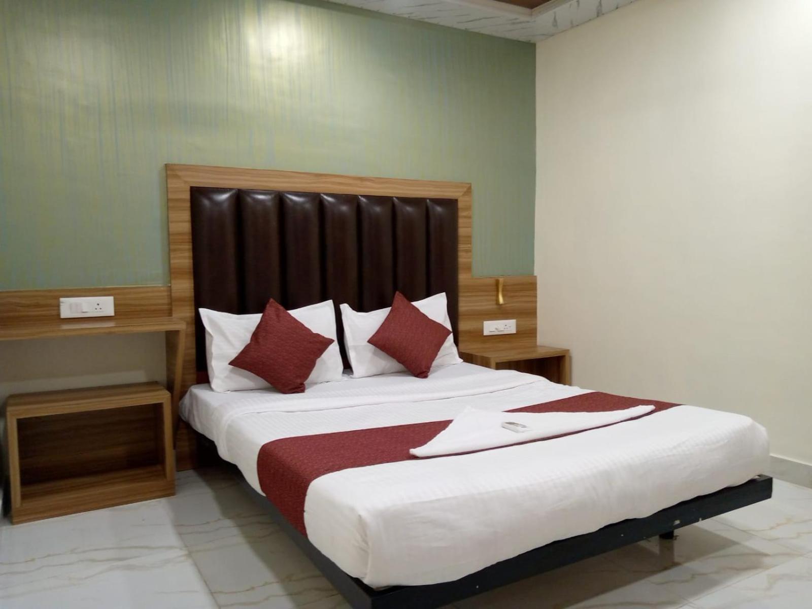 Hotel Tri