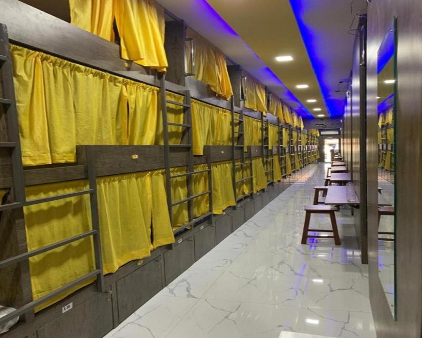 Hostel Neenava Asalpha Mumbai