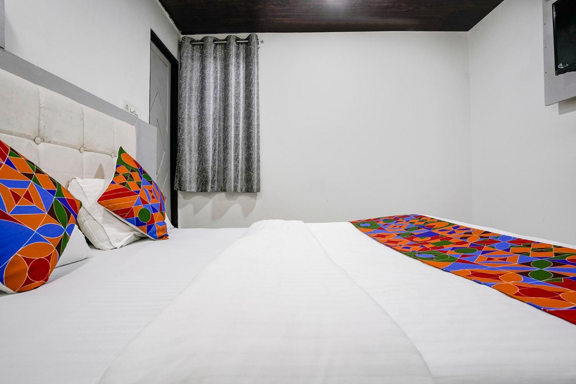 Fabexpress Park Residency - Nr International Airport Hotel Mumbai