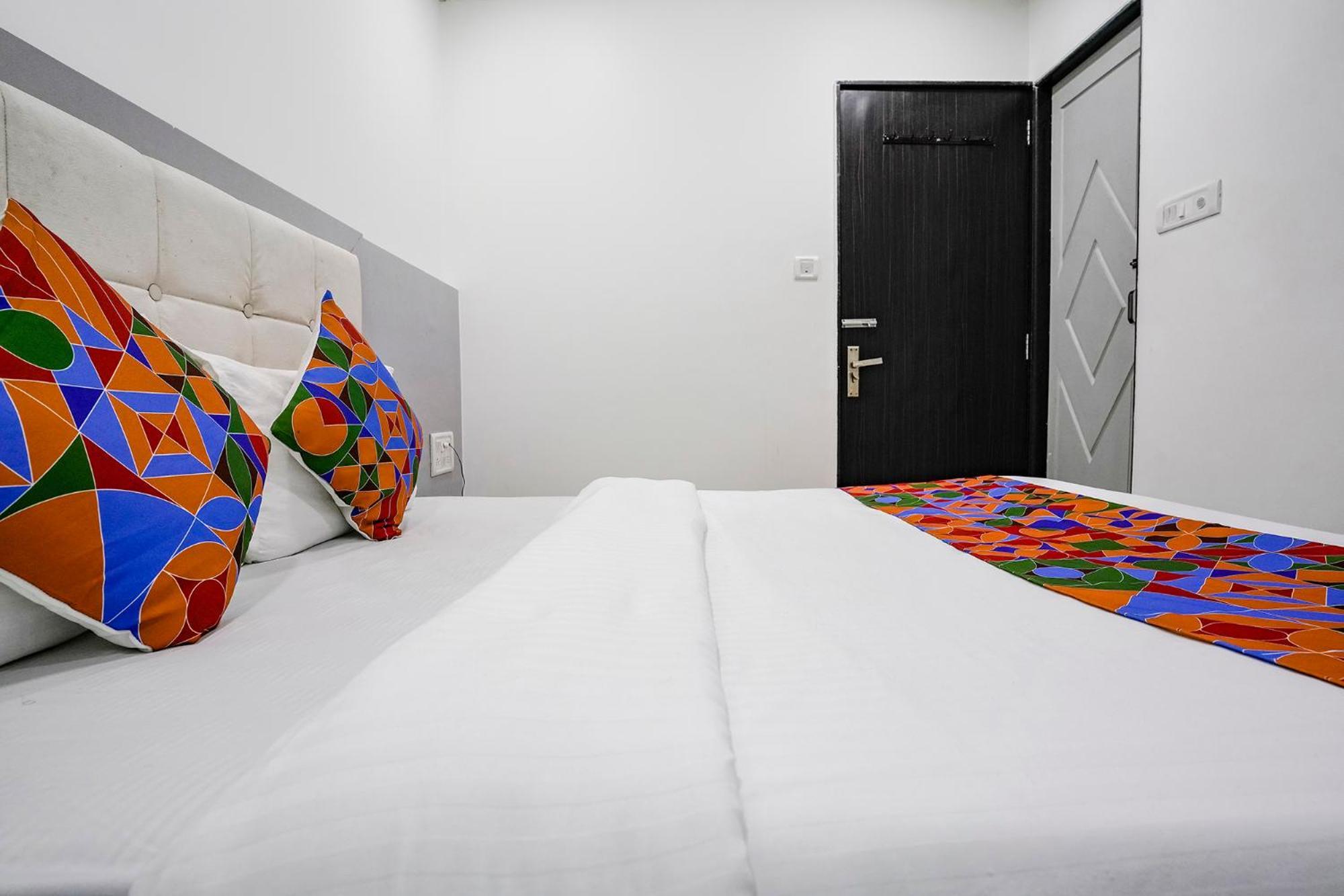 Fabexpress Park Residency - Nr International Airport Hotel Mumbai