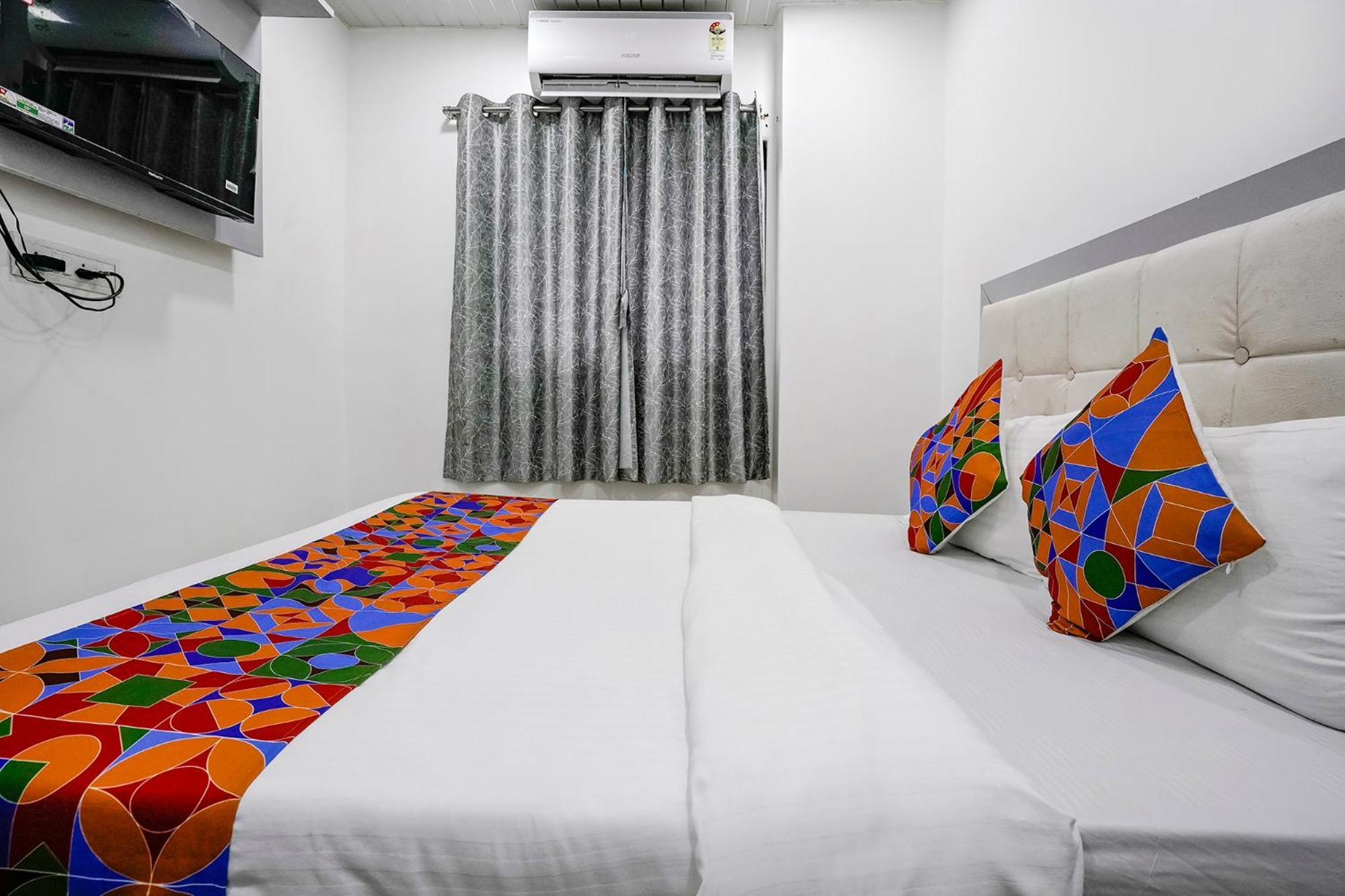 Hotel Fabexpress Park Residency - Nr International Airport Mumbai