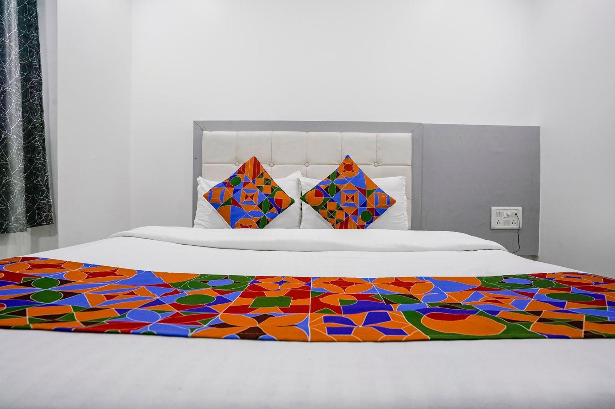 Fabexpress Park Residency - Nr International Airport Hotel 3*