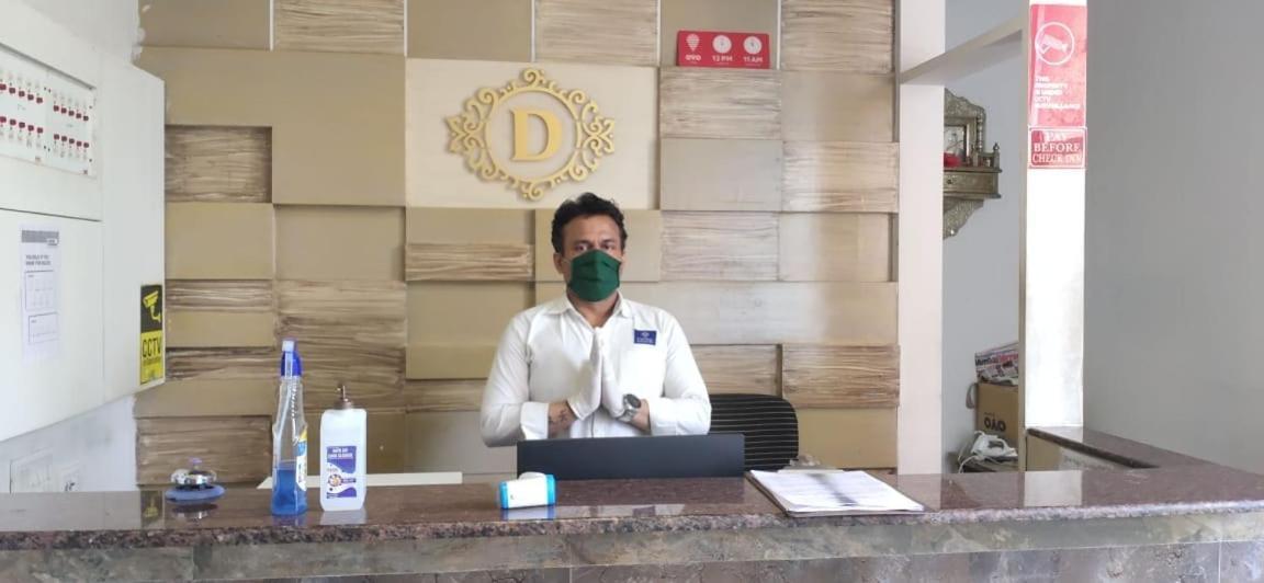Super O Divine Residency Near Phoenix Marketcity 3*