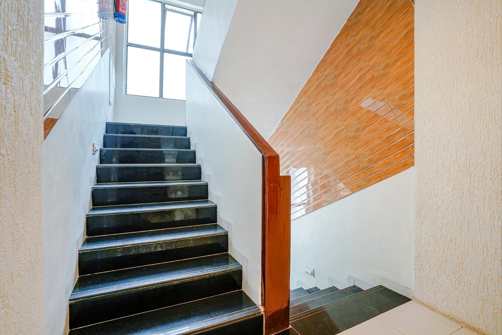 Fabhotel Bindra Elite Hotel 3*