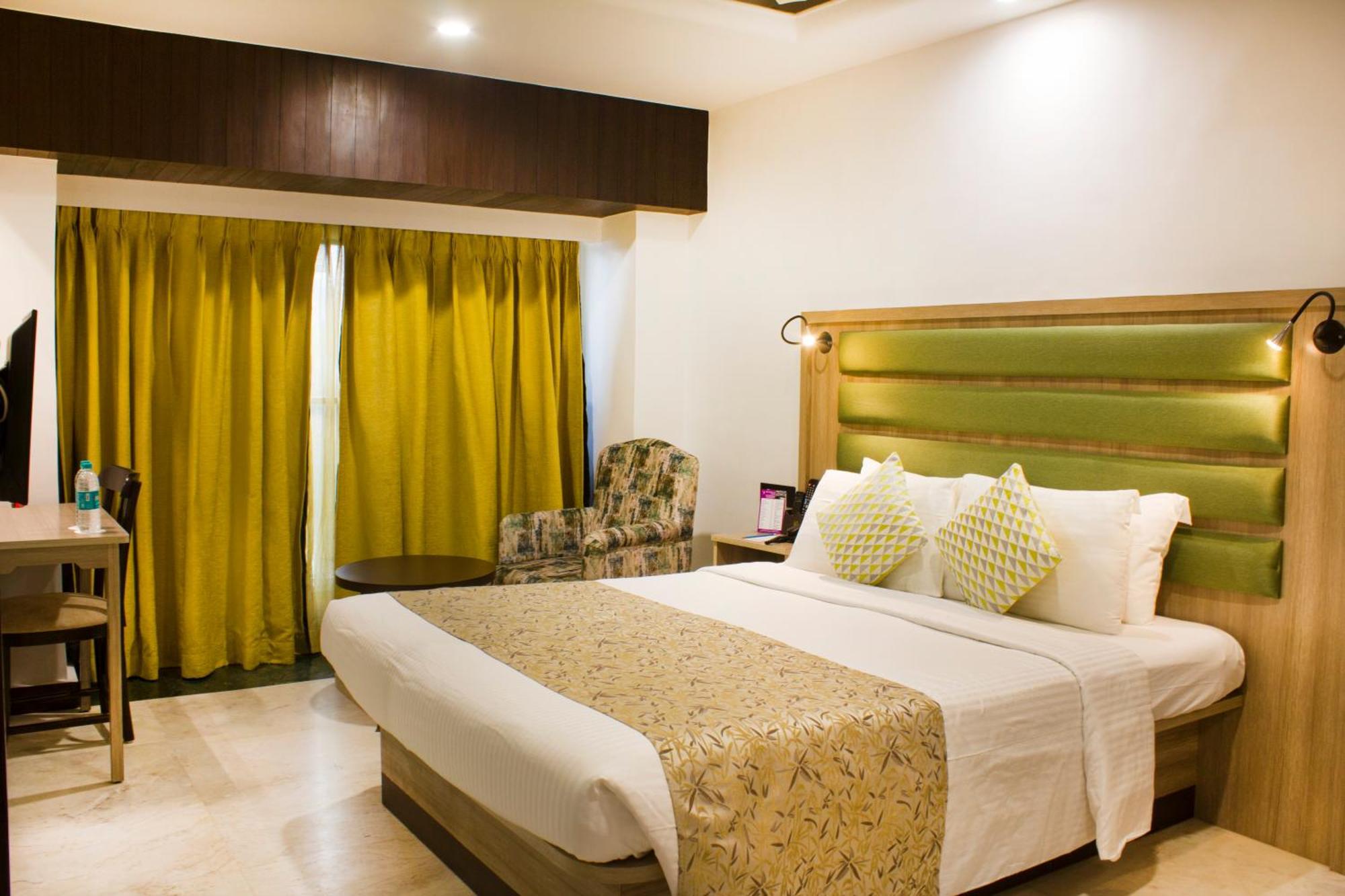 Hotel Regenta Place The Emerald