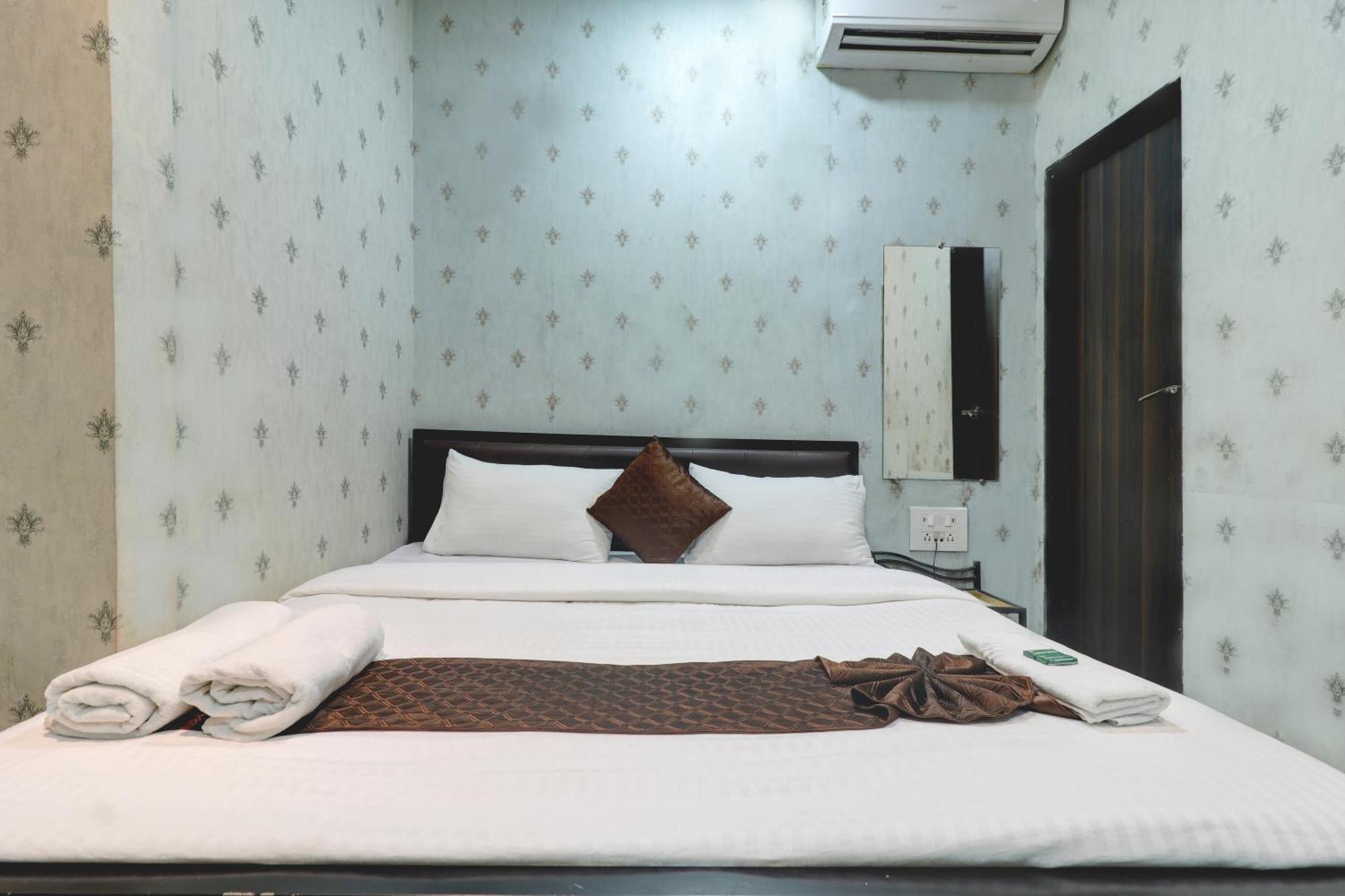 Guest house Shabana - Colaba Causeway 3*