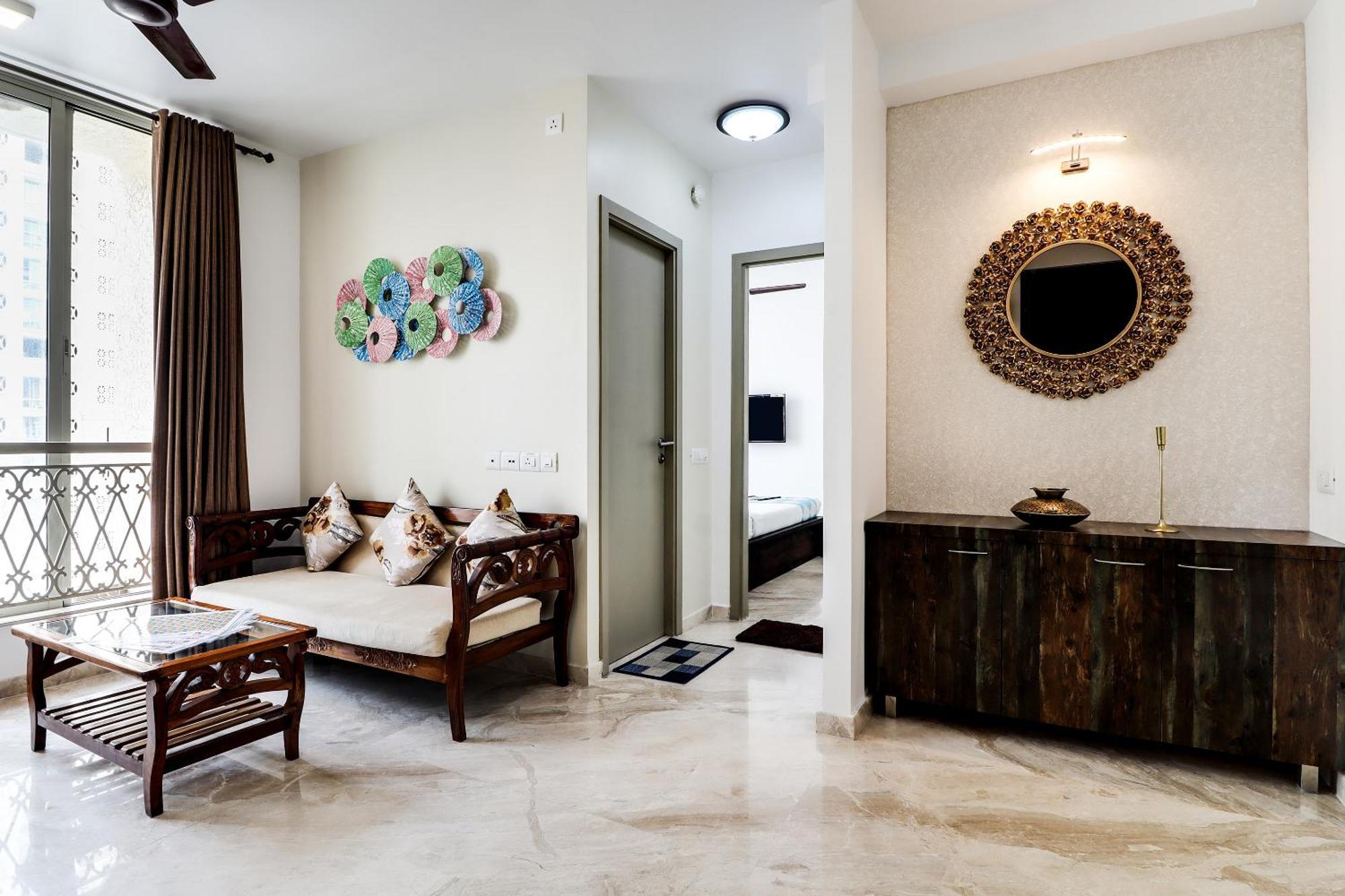 Oyo Elegant Hiranandani Guest house 3*