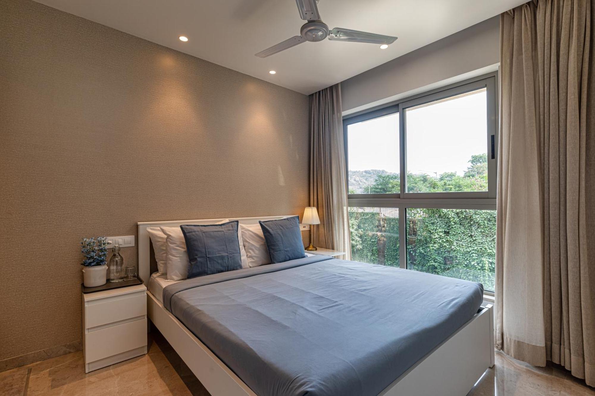 Entire One Bedroom - Hiranandani Gardens, Powai