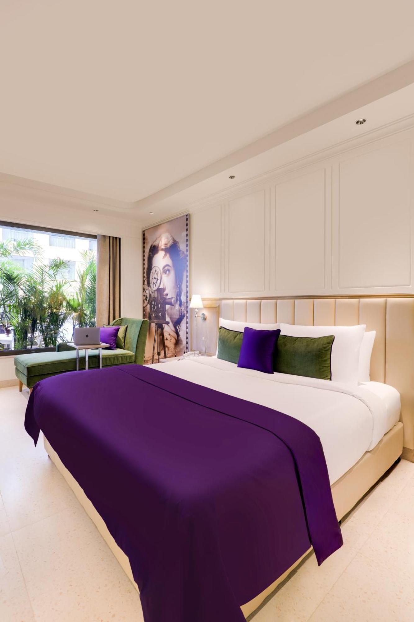 Aurika, International Airport Hotel