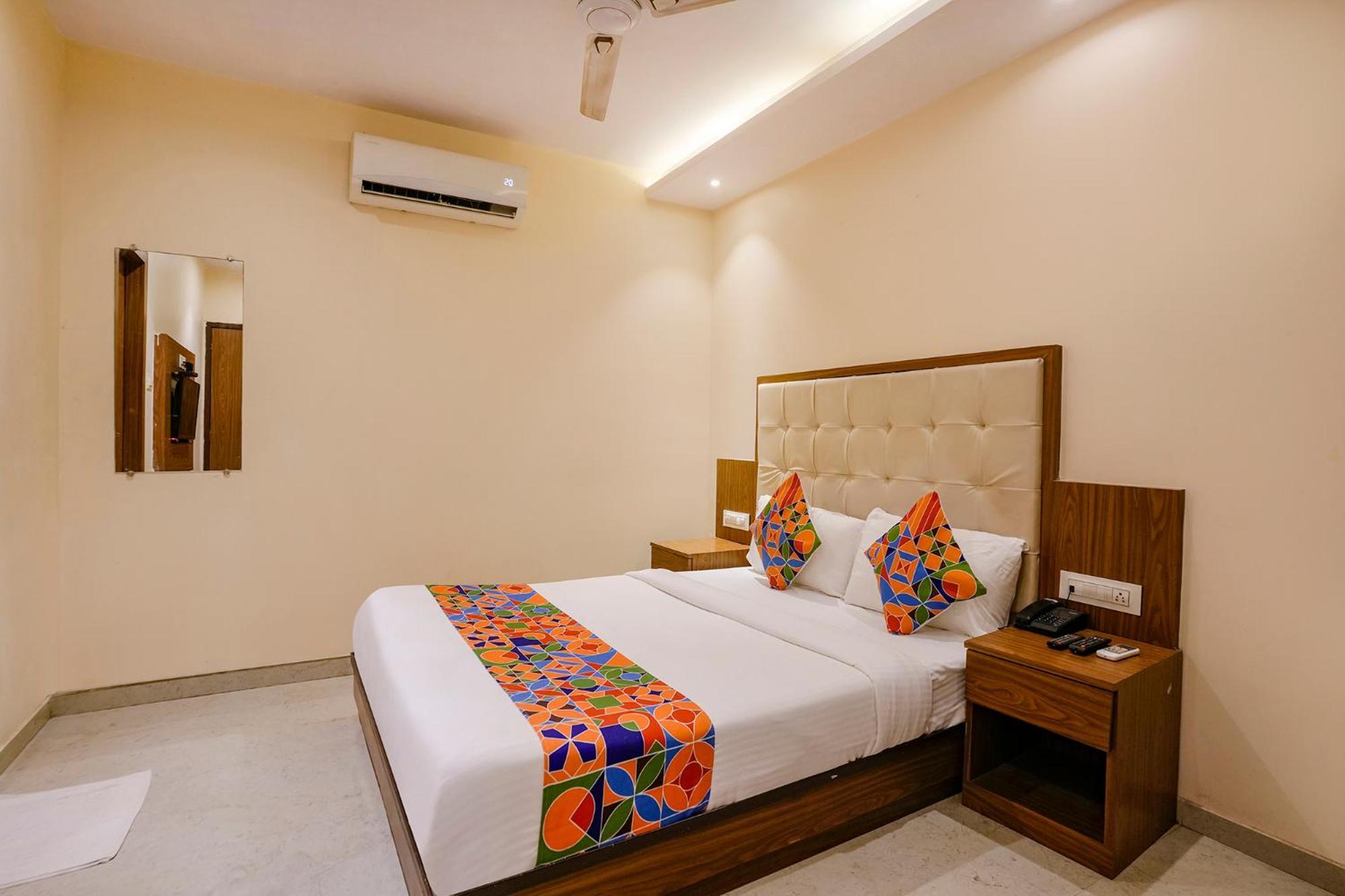 Fabexpress Wynd - Nr International Airport 3* Mumbai