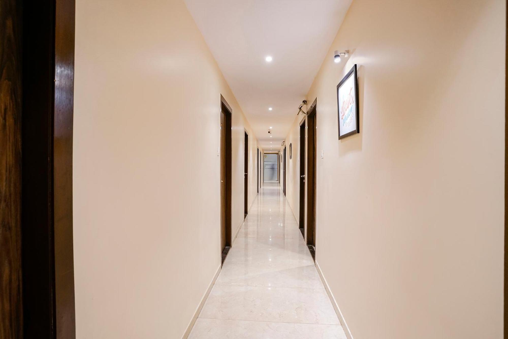Hotel Fabexpress Wynd - Nr International Airport 3*