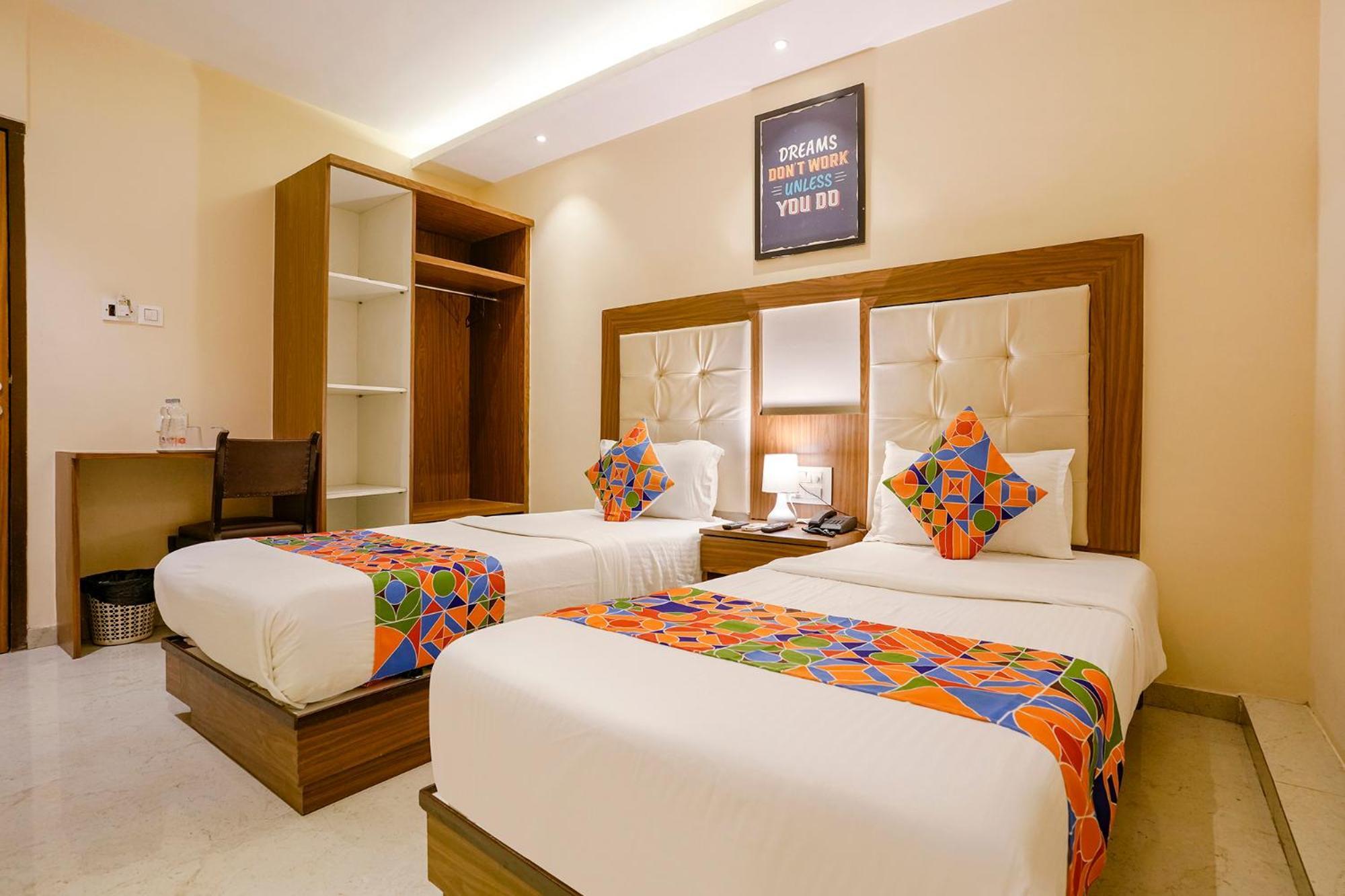 Fabexpress Wynd - Nr International Airport Hotel 3*
