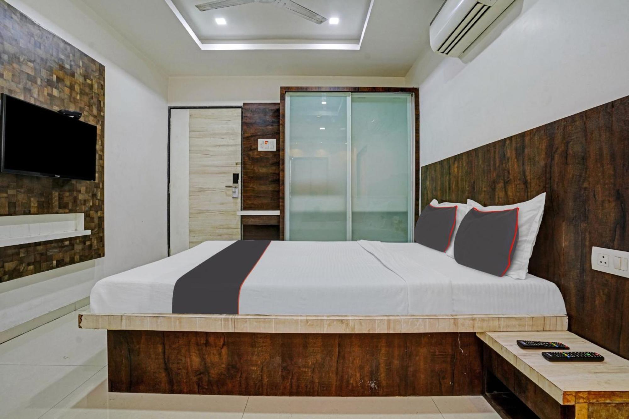 Hotel Collection O 81152 Krishna 3*