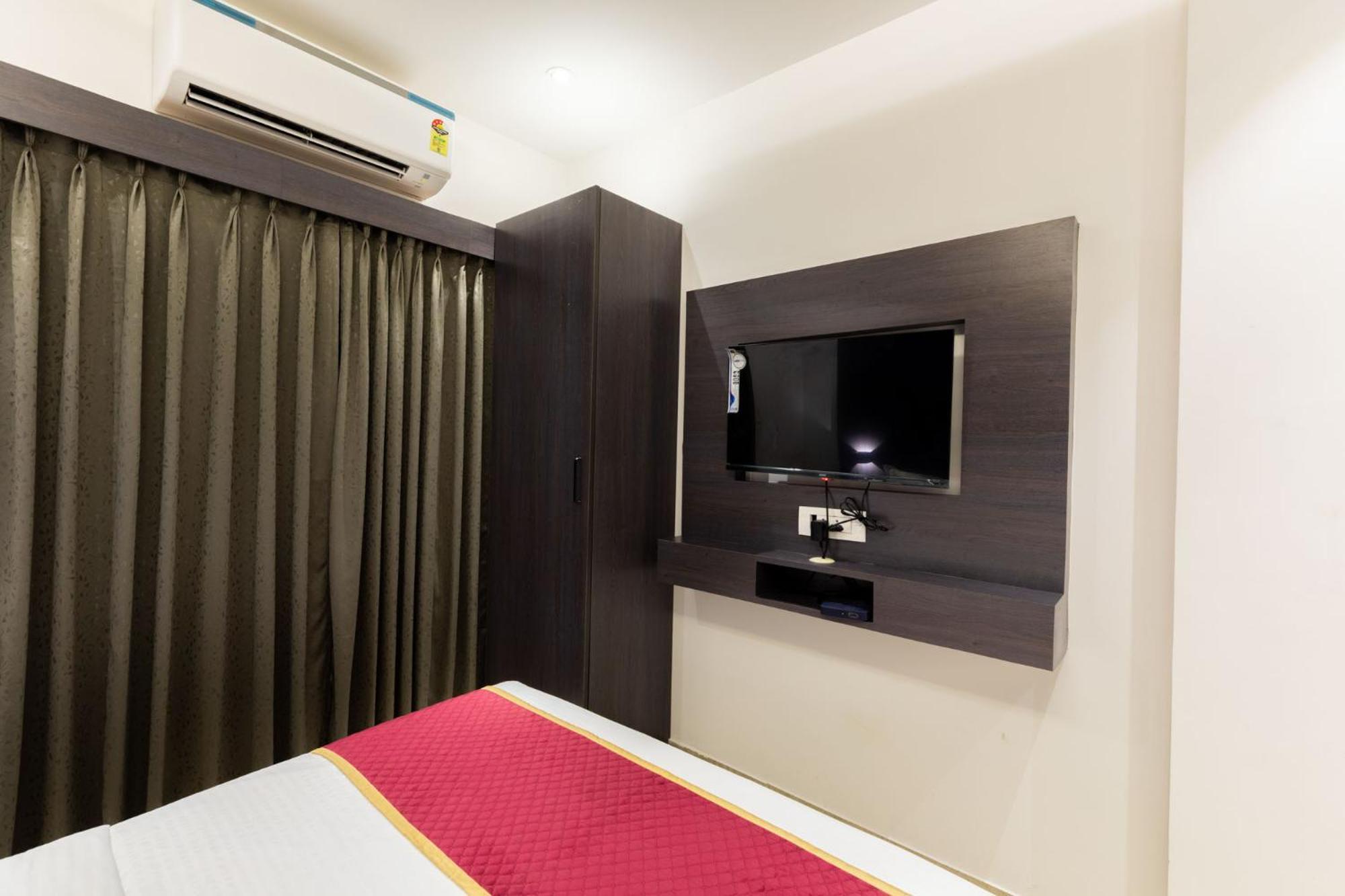 Hotel O Near International Airport