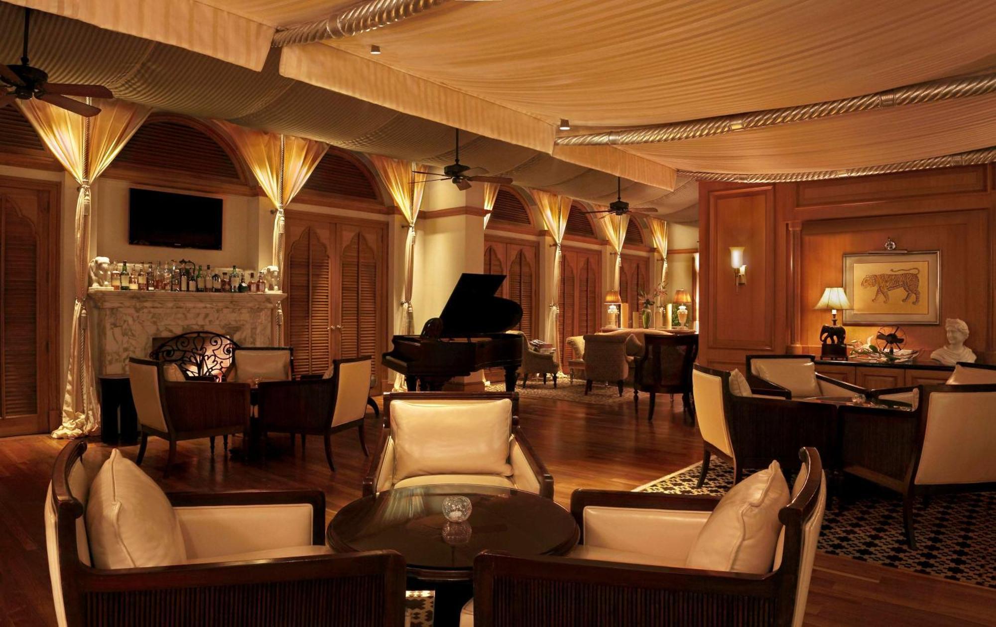 Hilton International Airport Hotel