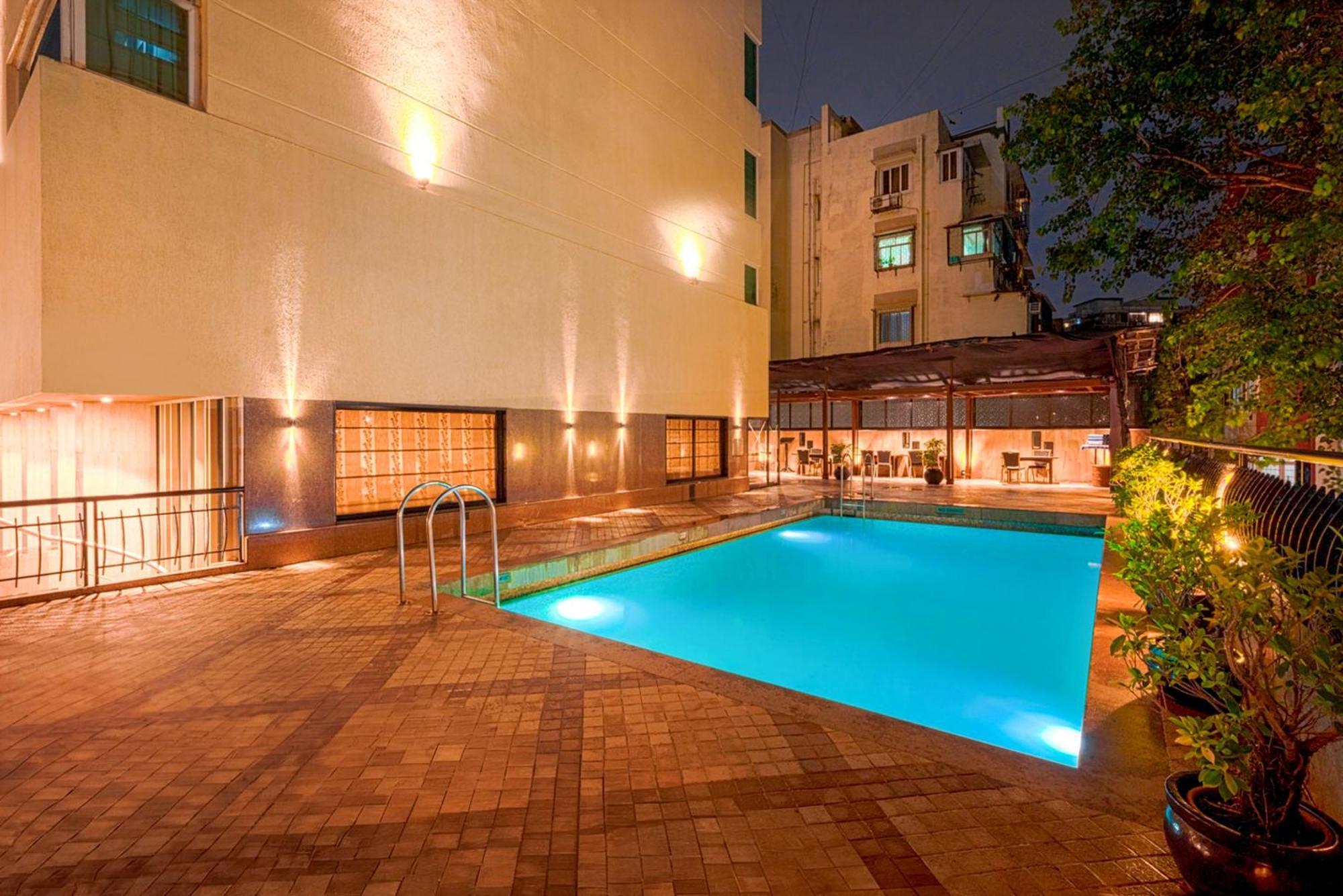 Fariyas , Colaba Hotel Mumbai