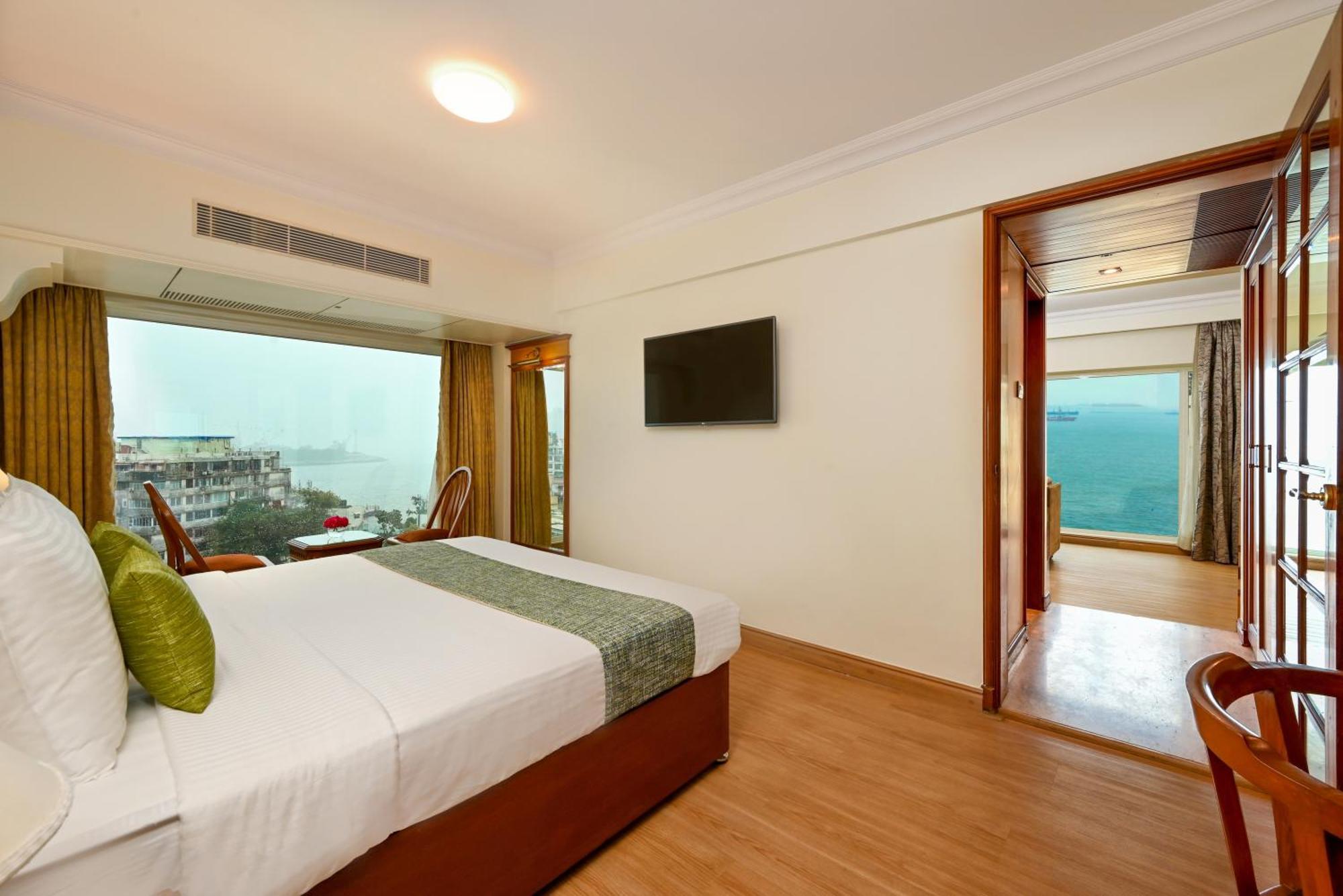 Fariyas , Colaba Mumbai
