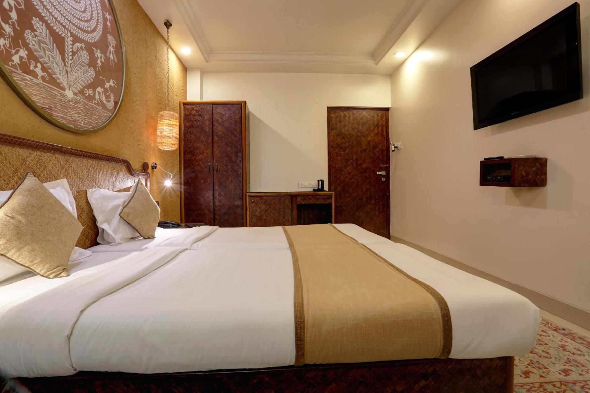 Hotel Accord Mumbai