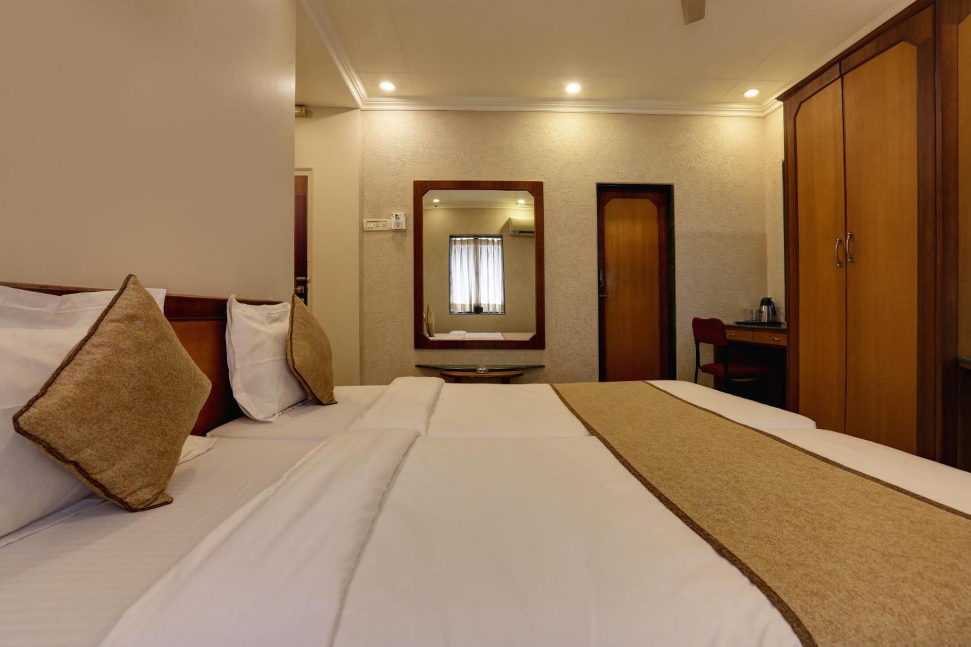 Accord Hotel Mumbai
