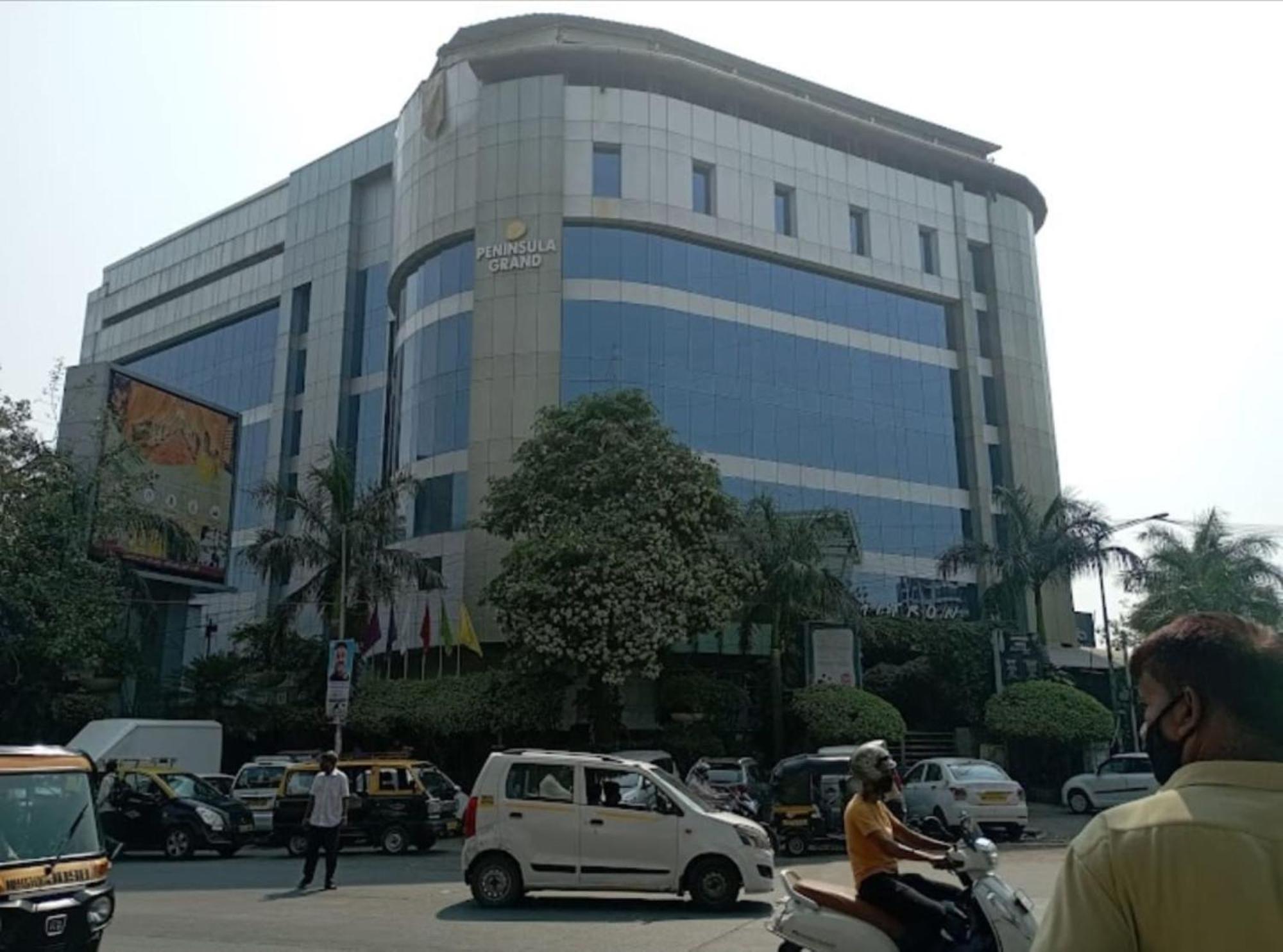 Adams Near Airport Hotel Mumbai