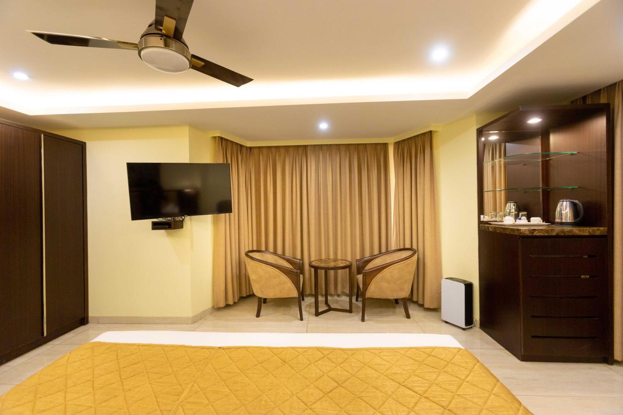 Godwin - Colaba Mumbai