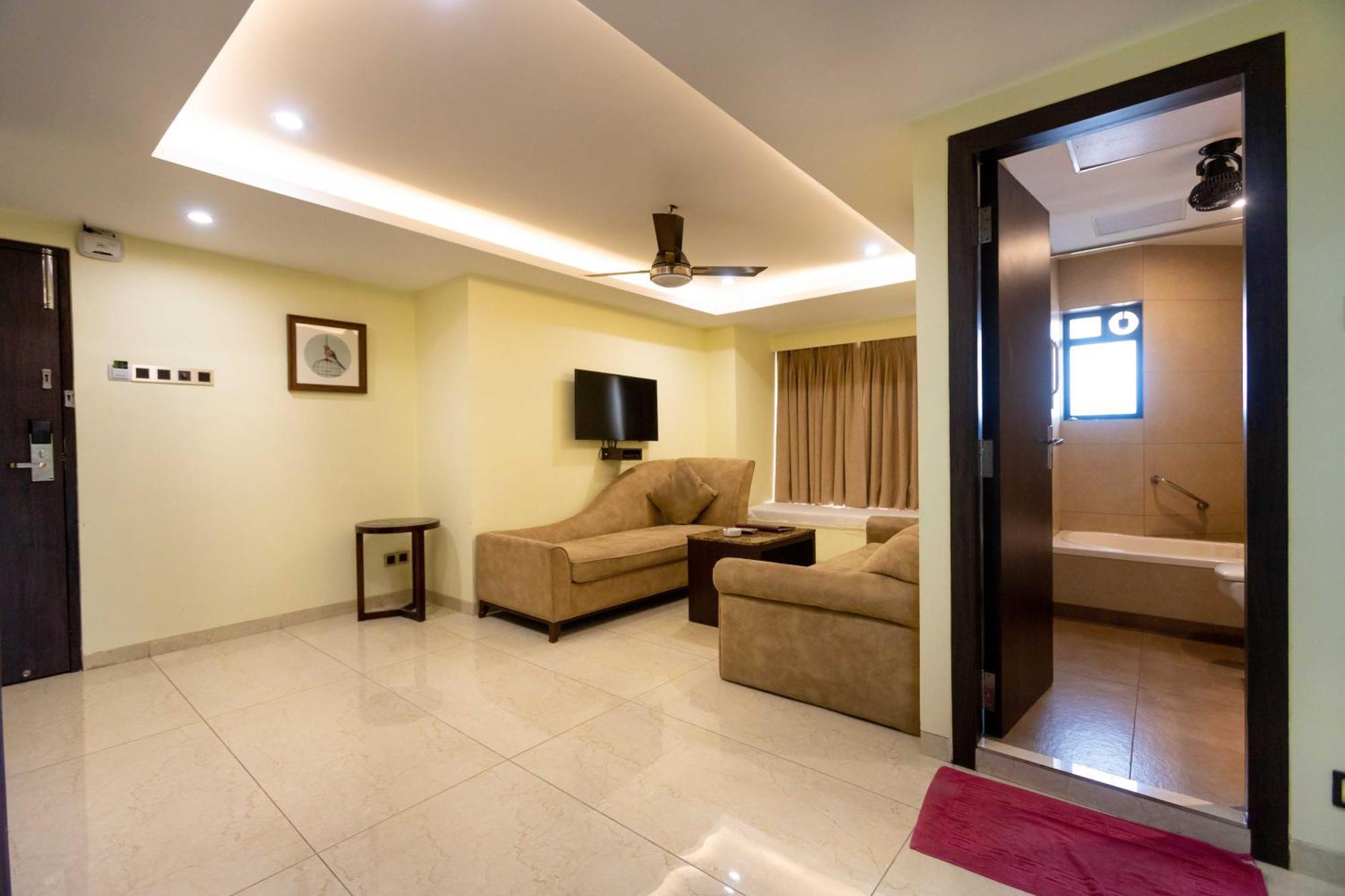 Hotel Godwin - Colaba Mumbai