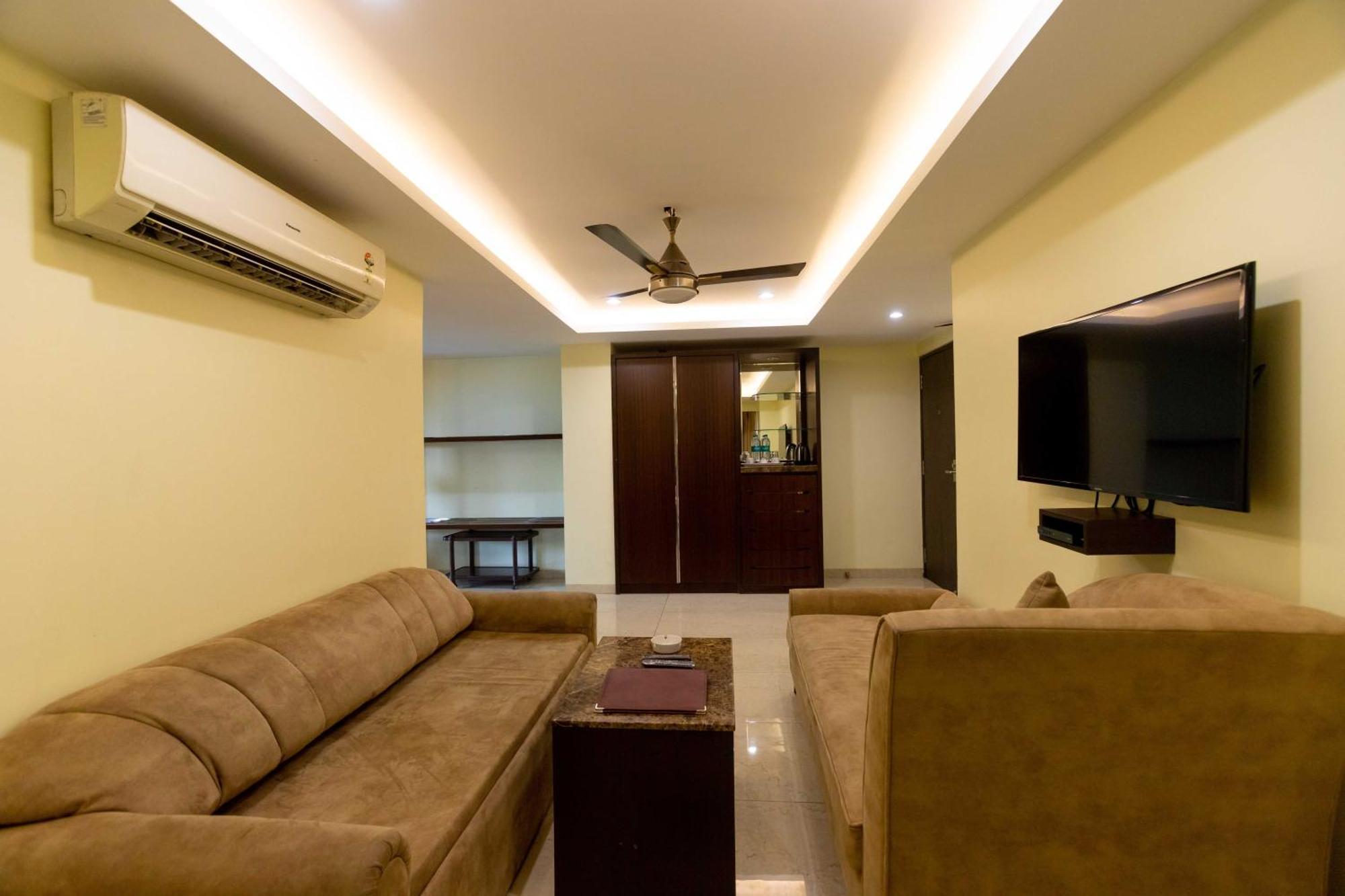 Hotel Godwin - Colaba Mumbai
