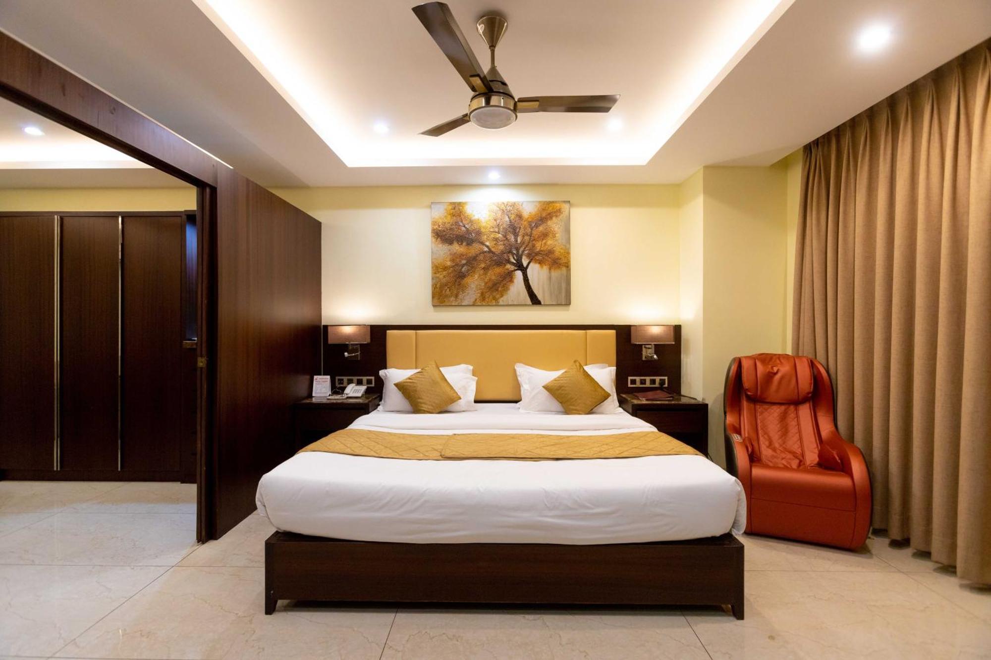 Hotel Godwin - Colaba Mumbai