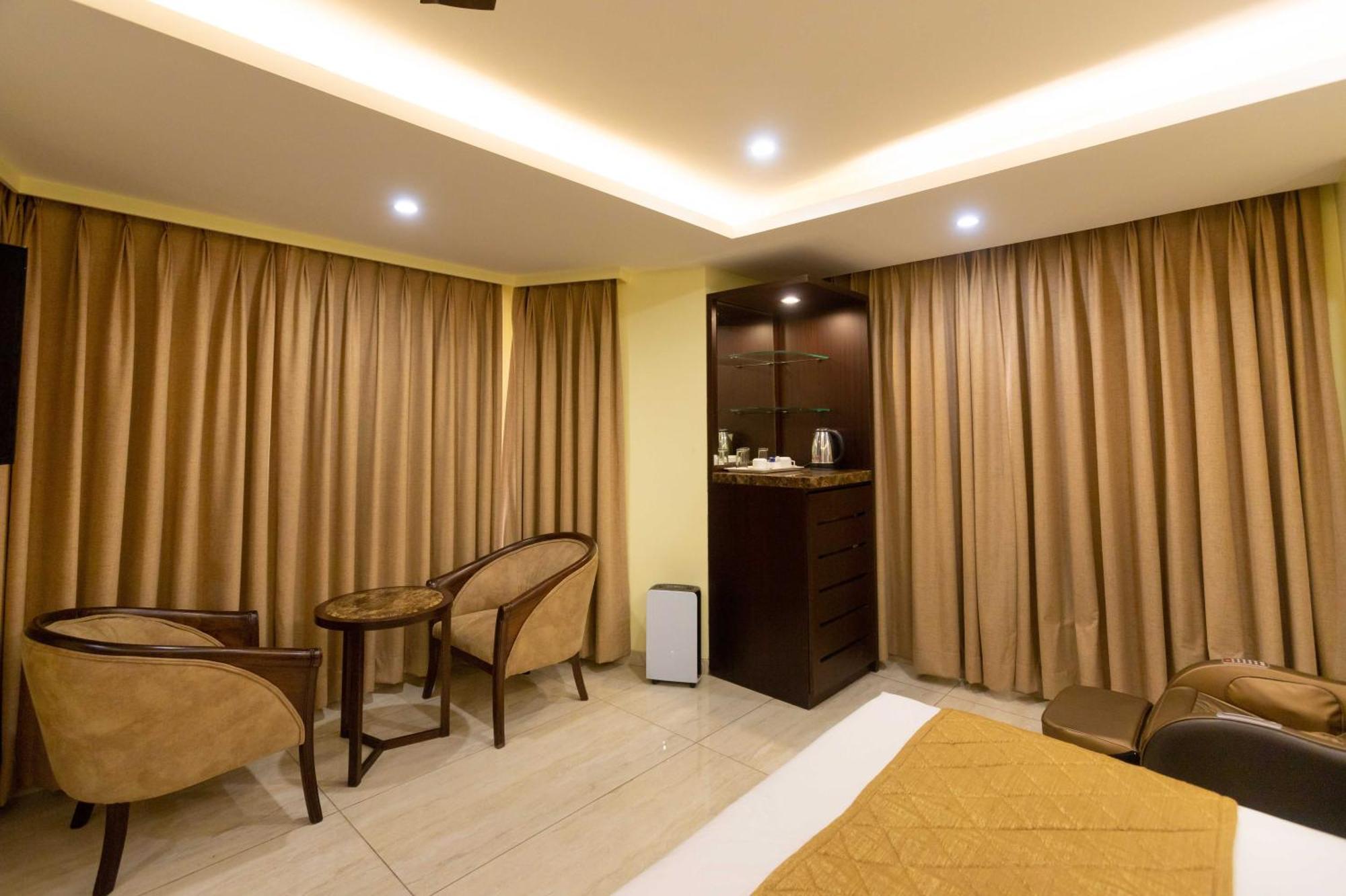Hotel Godwin - Colaba 4*