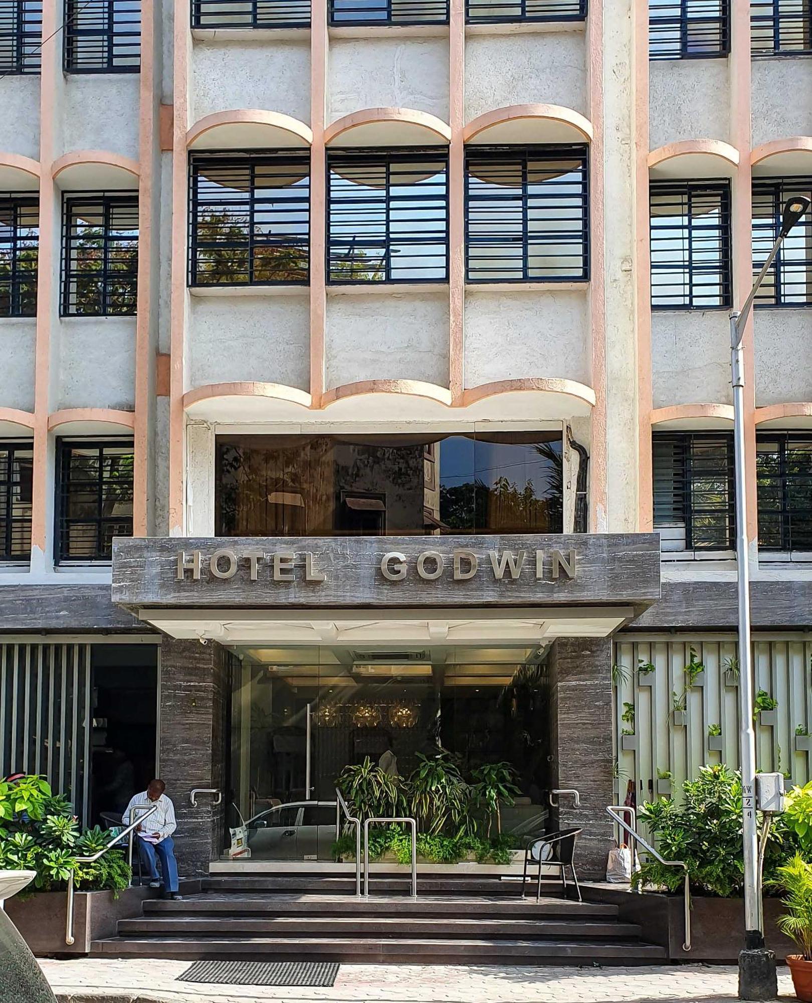 Godwin - Colaba