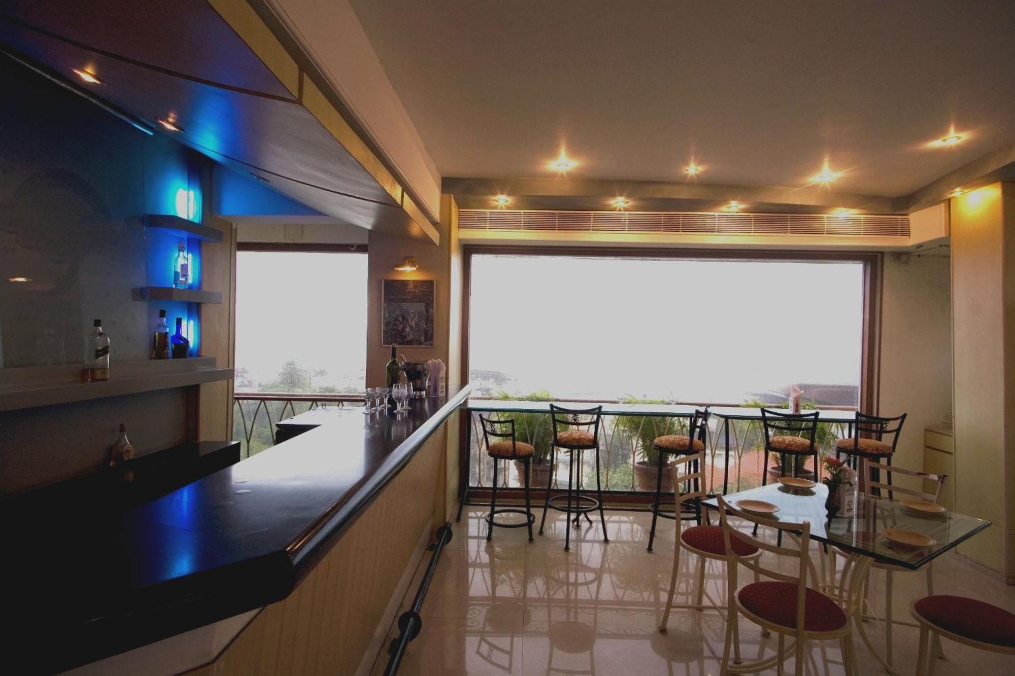 Hotel Godwin - Colaba Mumbai