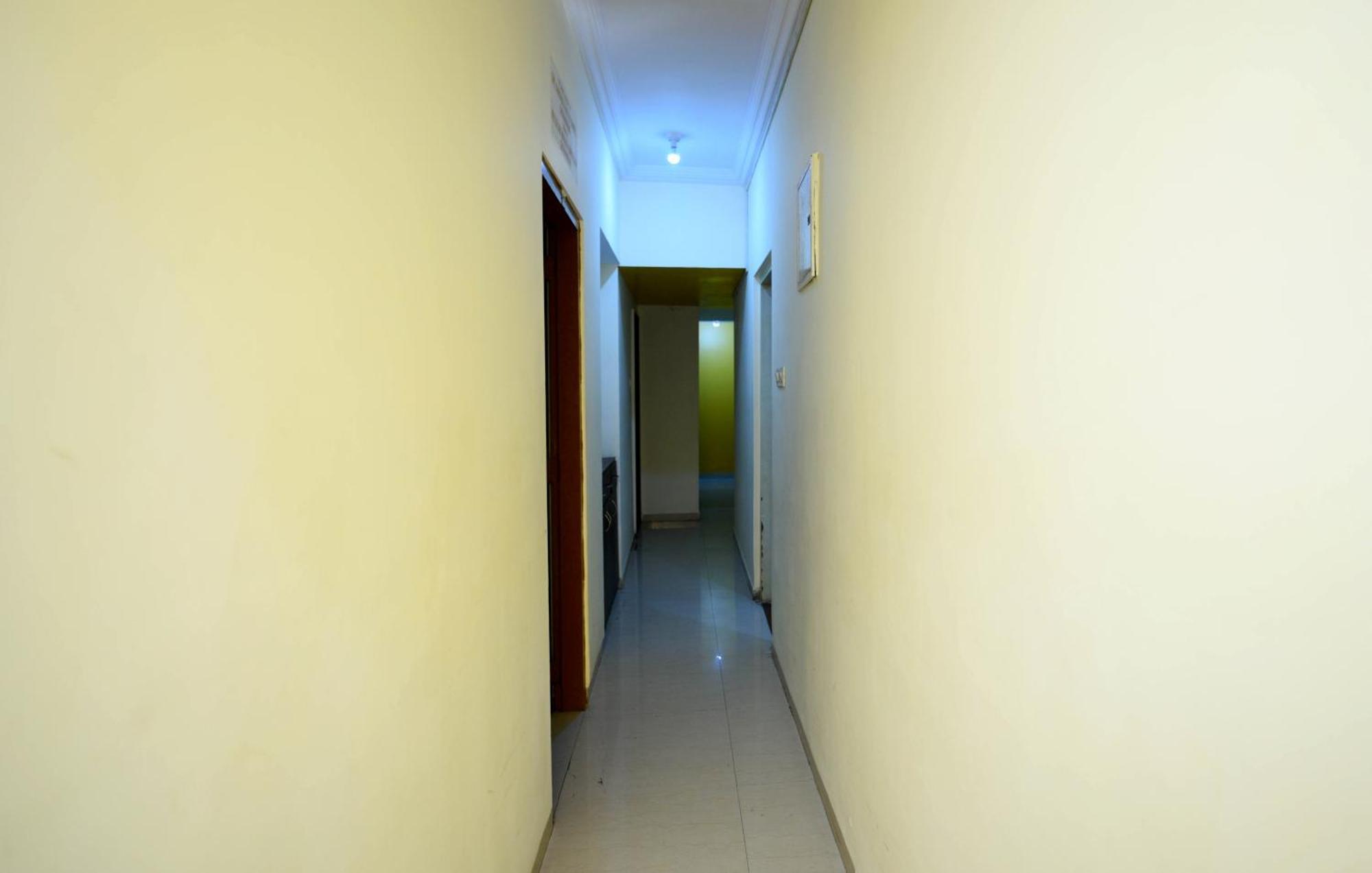 Lalsai Residency Andheri 3*