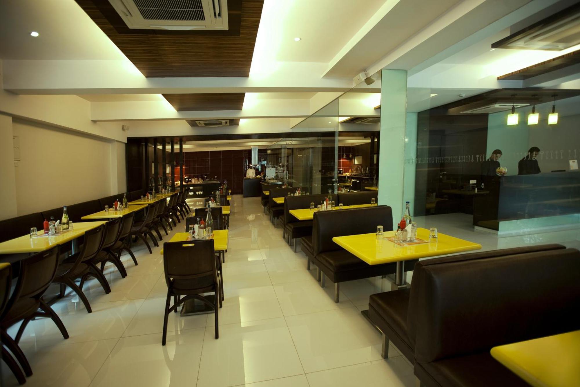 Nestor Hotel, 4*