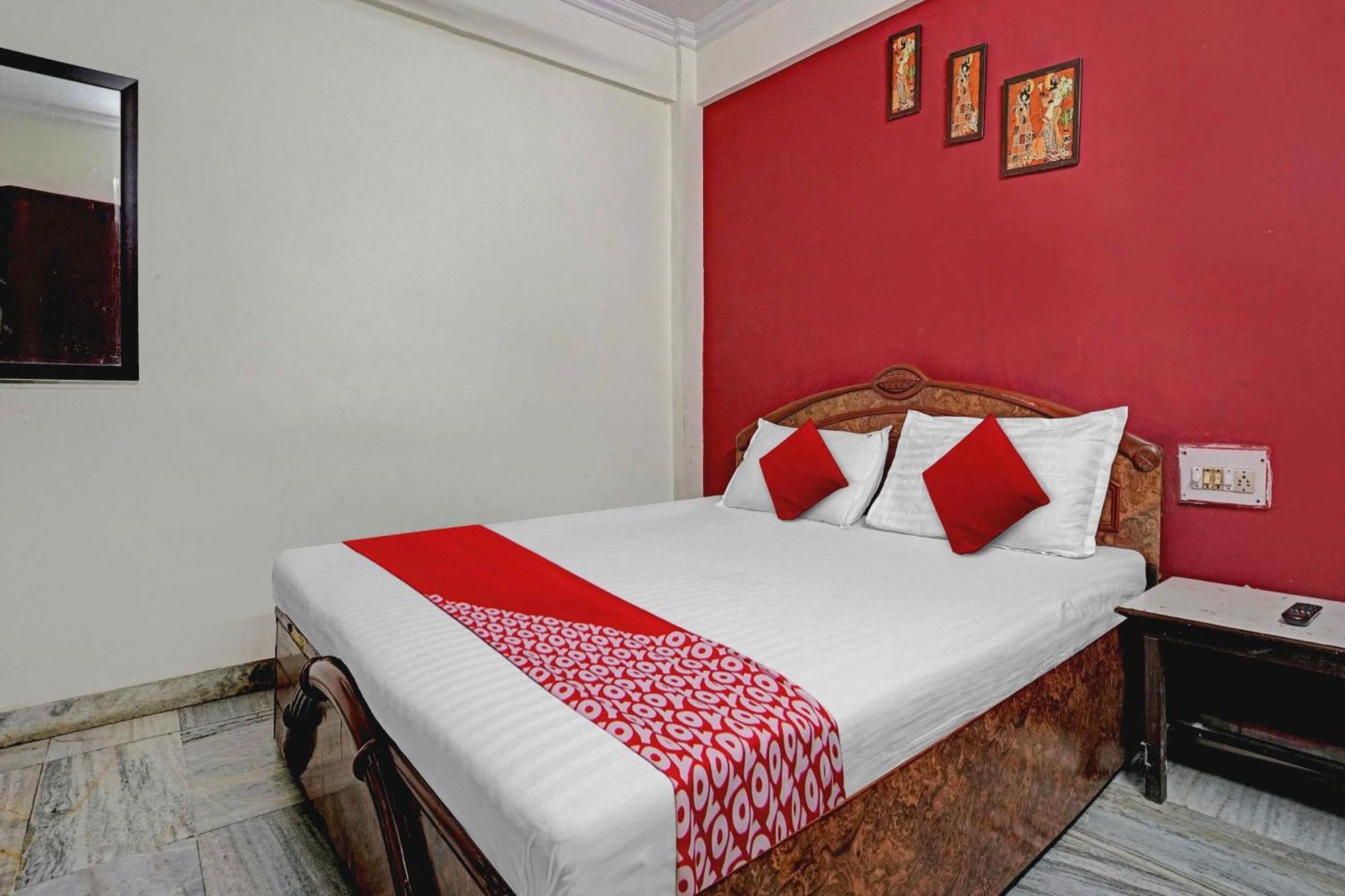 Oyo Flagship Sai Residency 3*