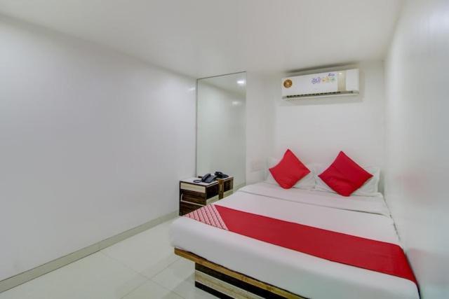 Blue Light Guest house 2*