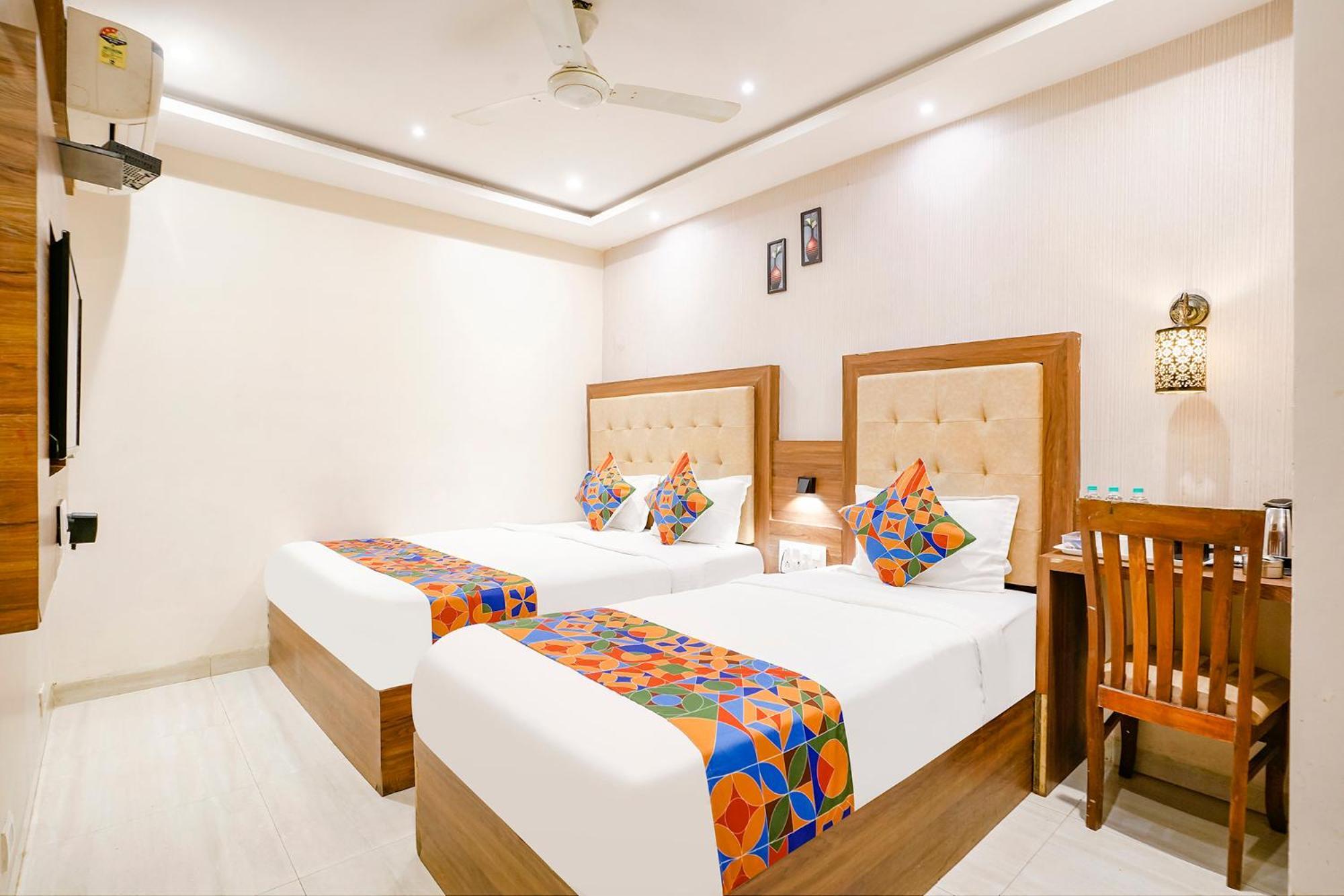 Hotel Fabhotel Amber Palace - Nr & Csmt Station