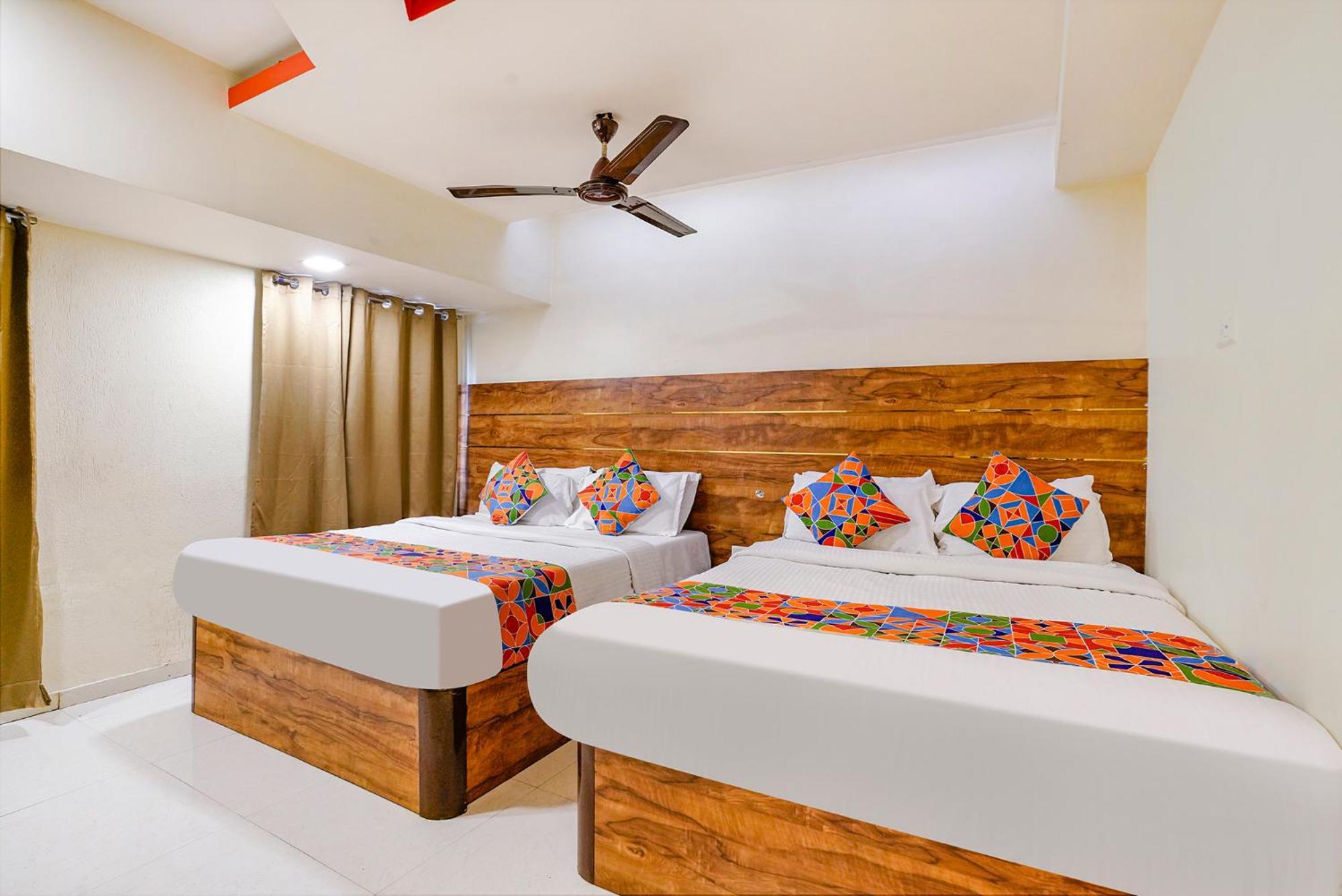 Fabexpress Amber Corp - Nr Nesco Exhibition Center 3* Mumbai