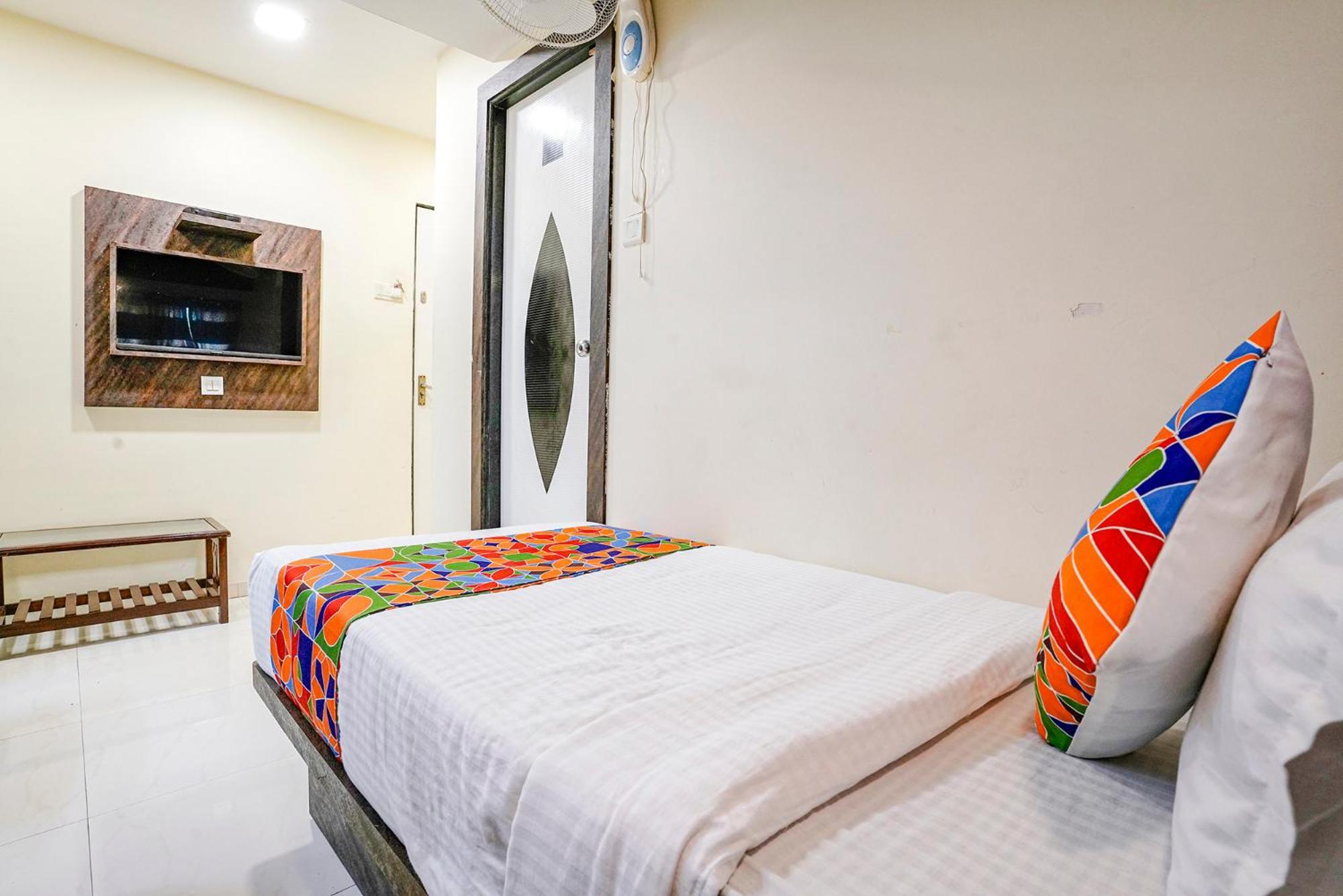 Fabexpress Amber Corp - Nr Nesco Exhibition Center Hotel 3*