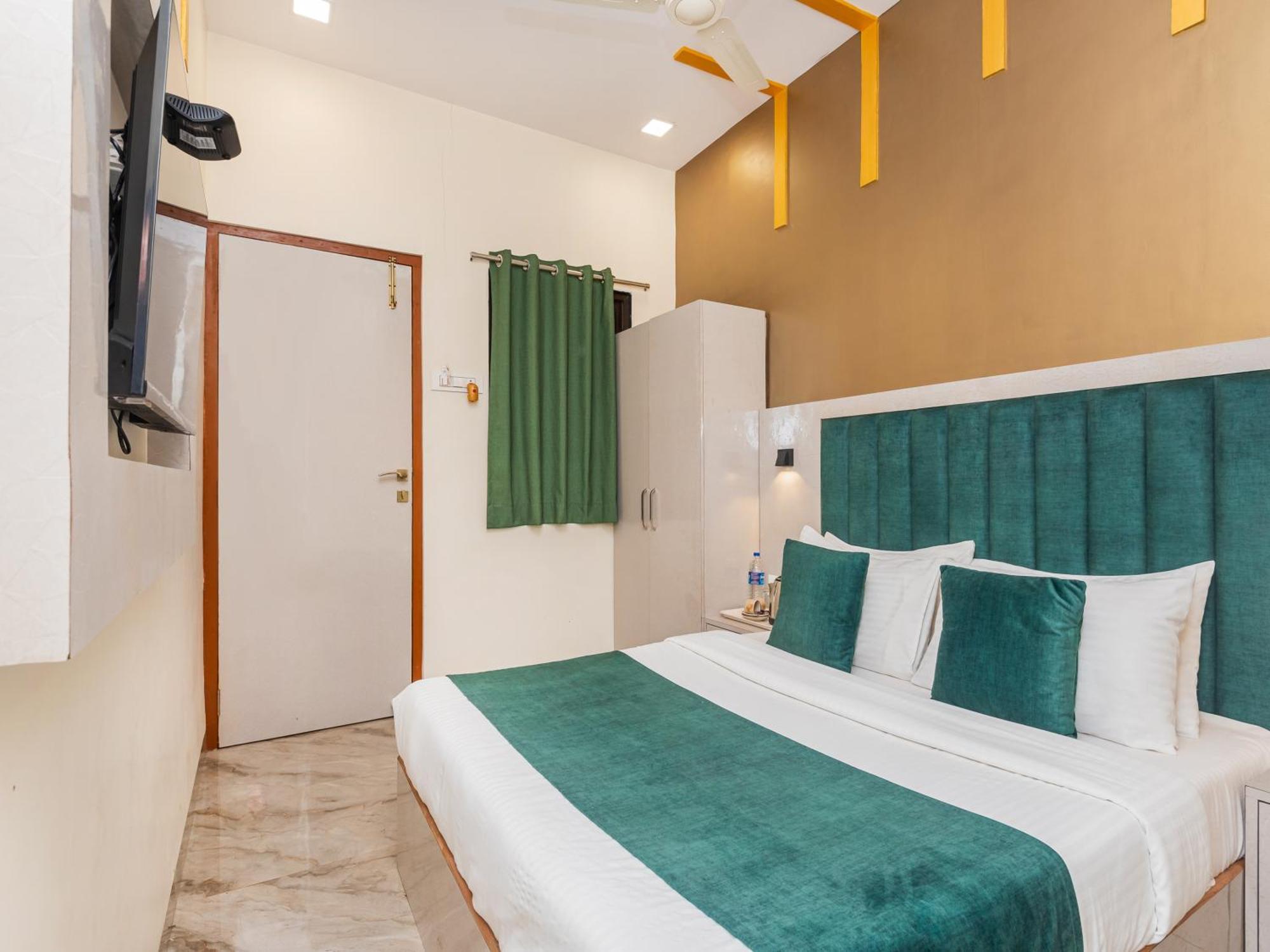 Priceless Exhibition Centre Goregaon West Hotel Mumbai