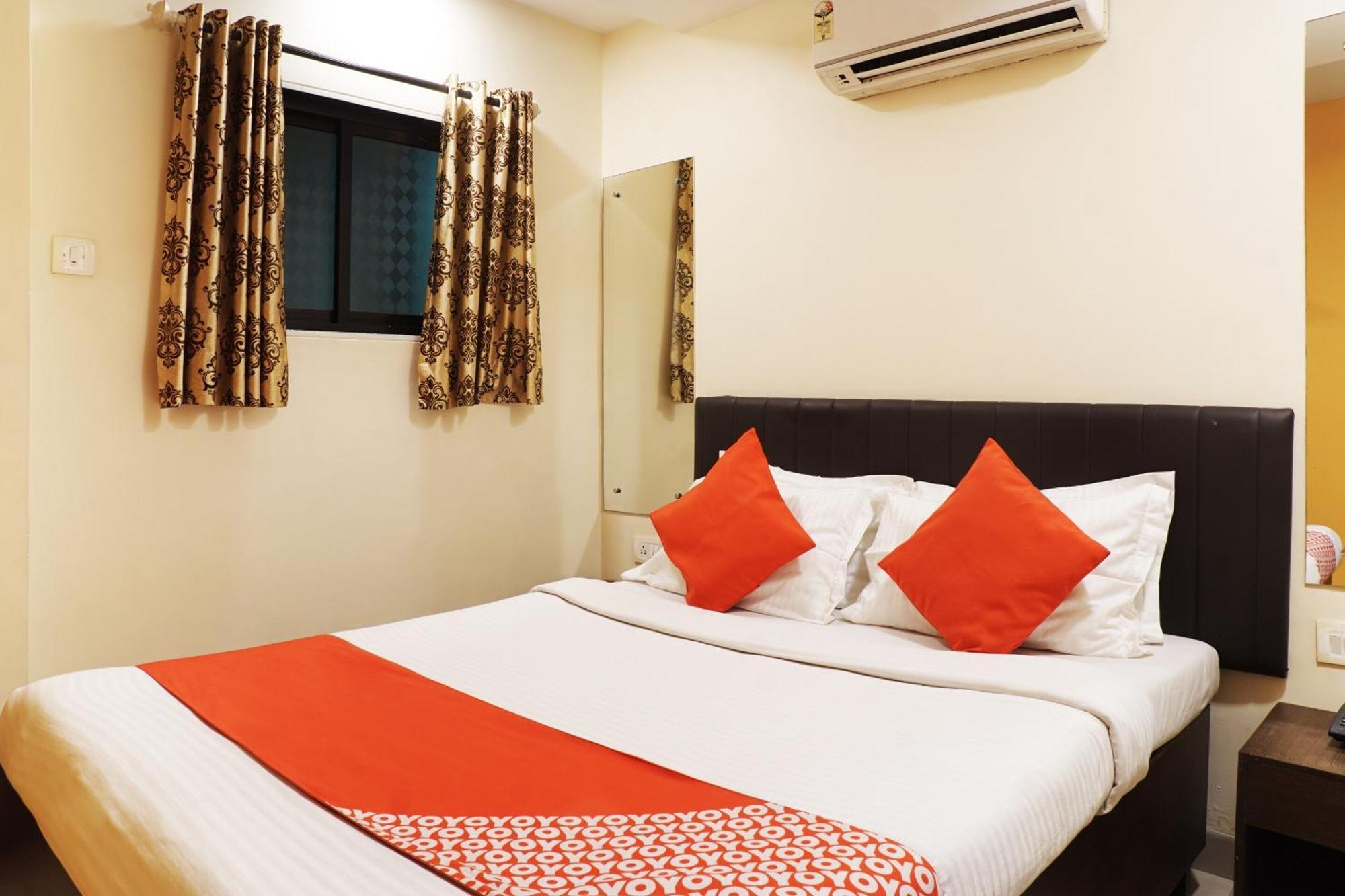 Hotel Oyo Paradise Mumbai