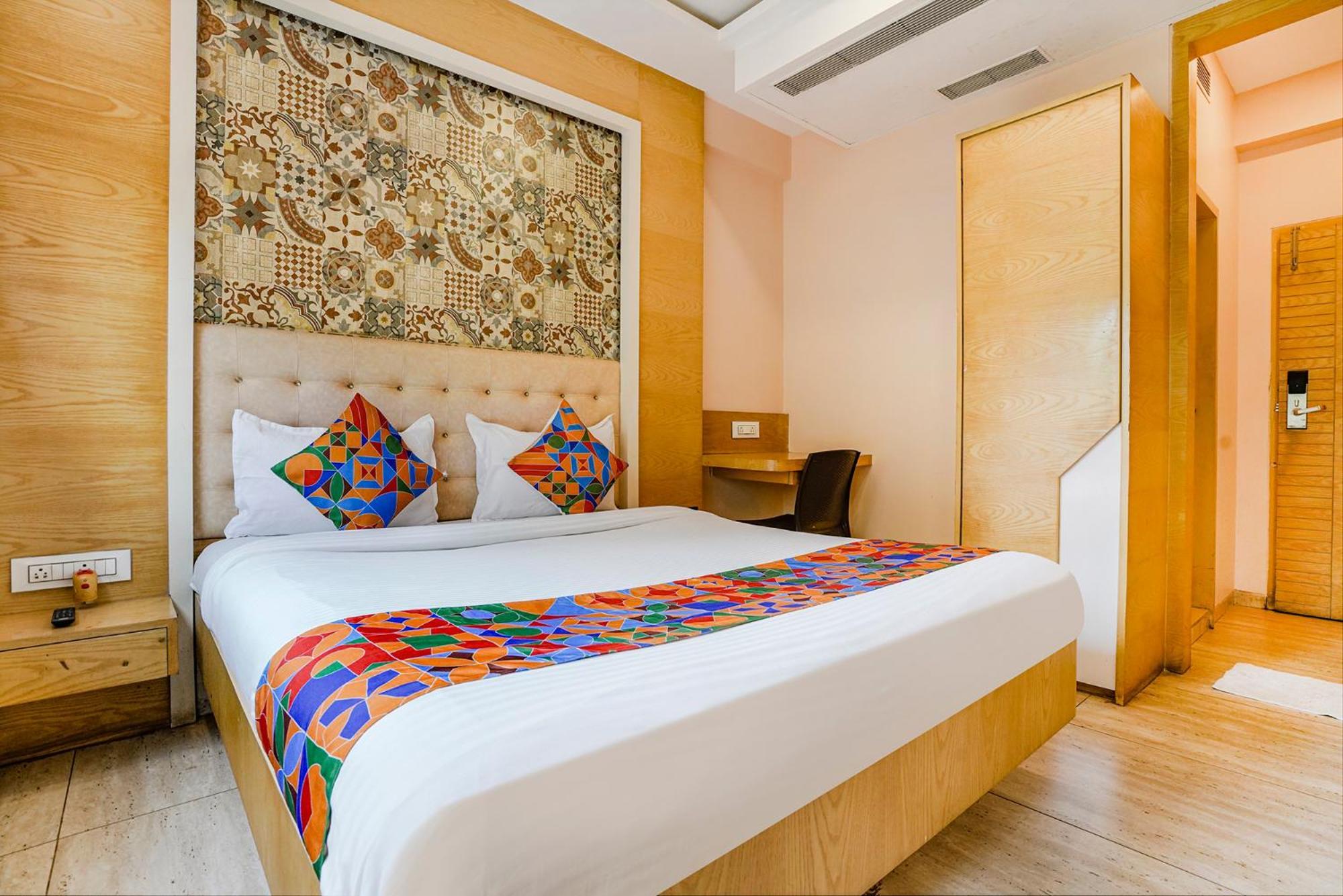Hotel Fabhotel Neelkamal - Chembur 3*