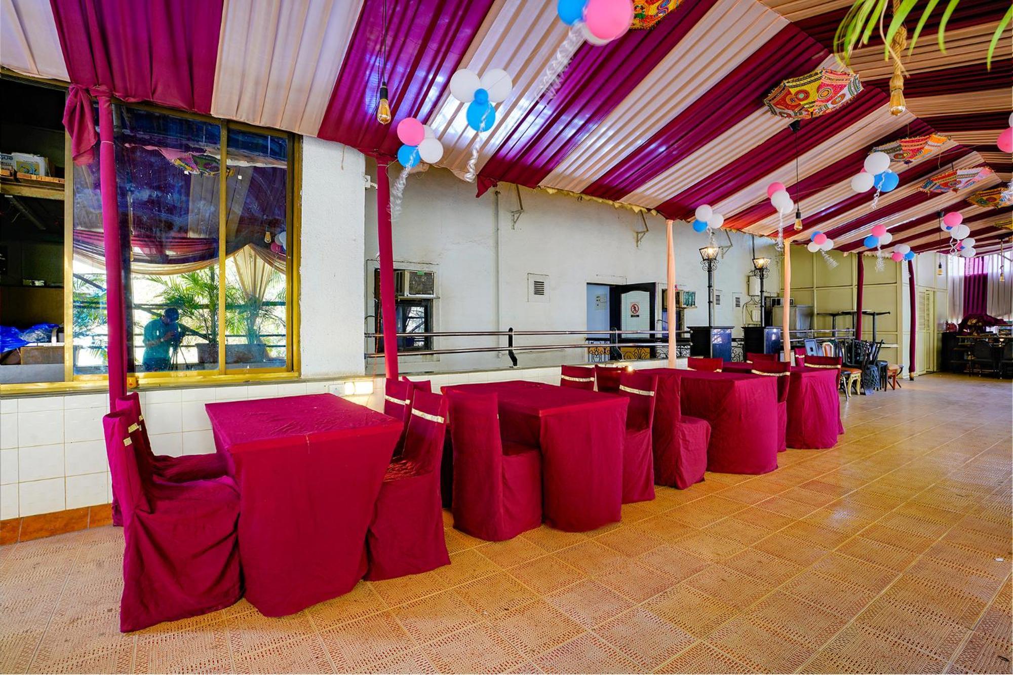 Fabexpress Manas Residency Hotel 4*