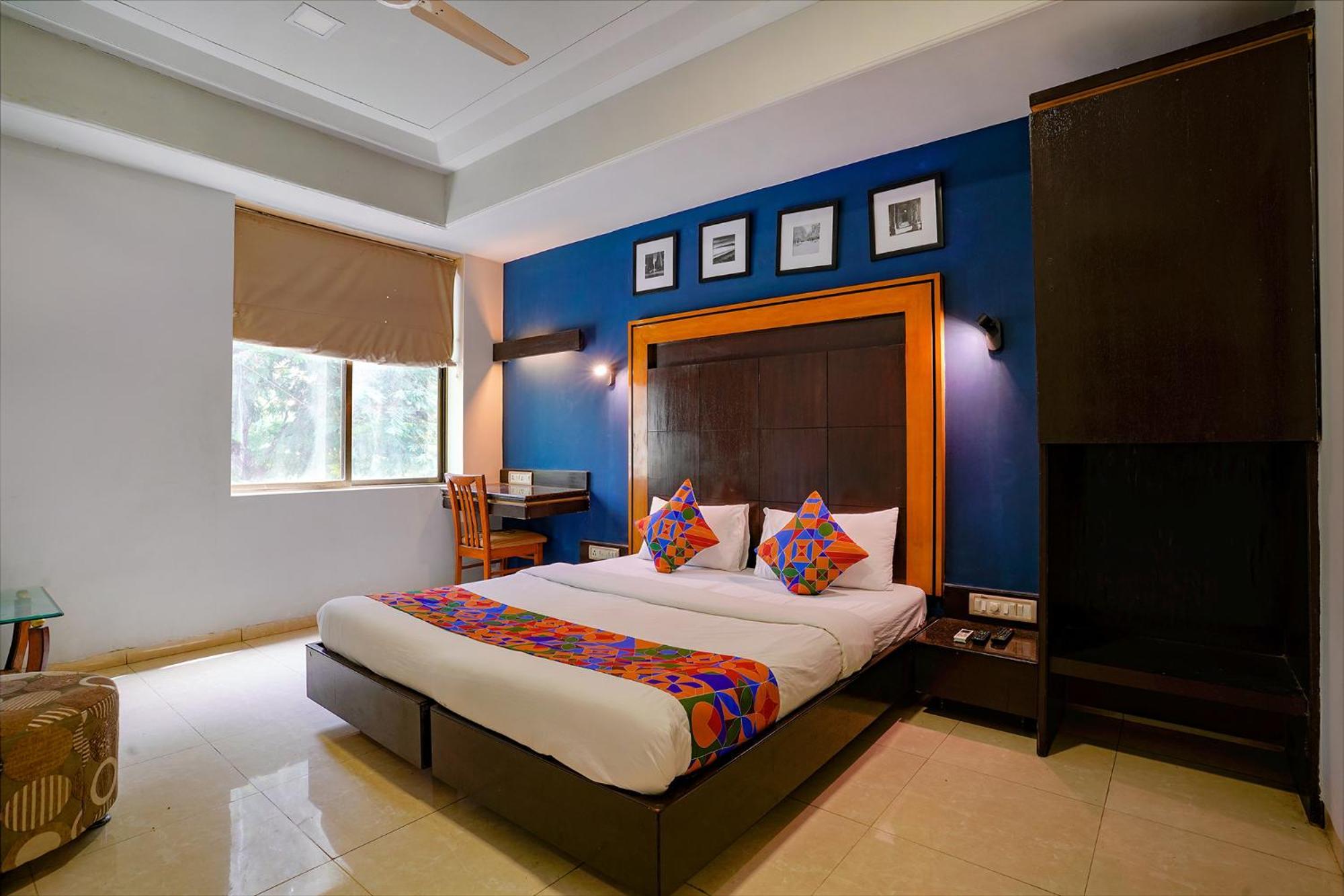 Fabexpress Manas Residency Hotel Mumbai