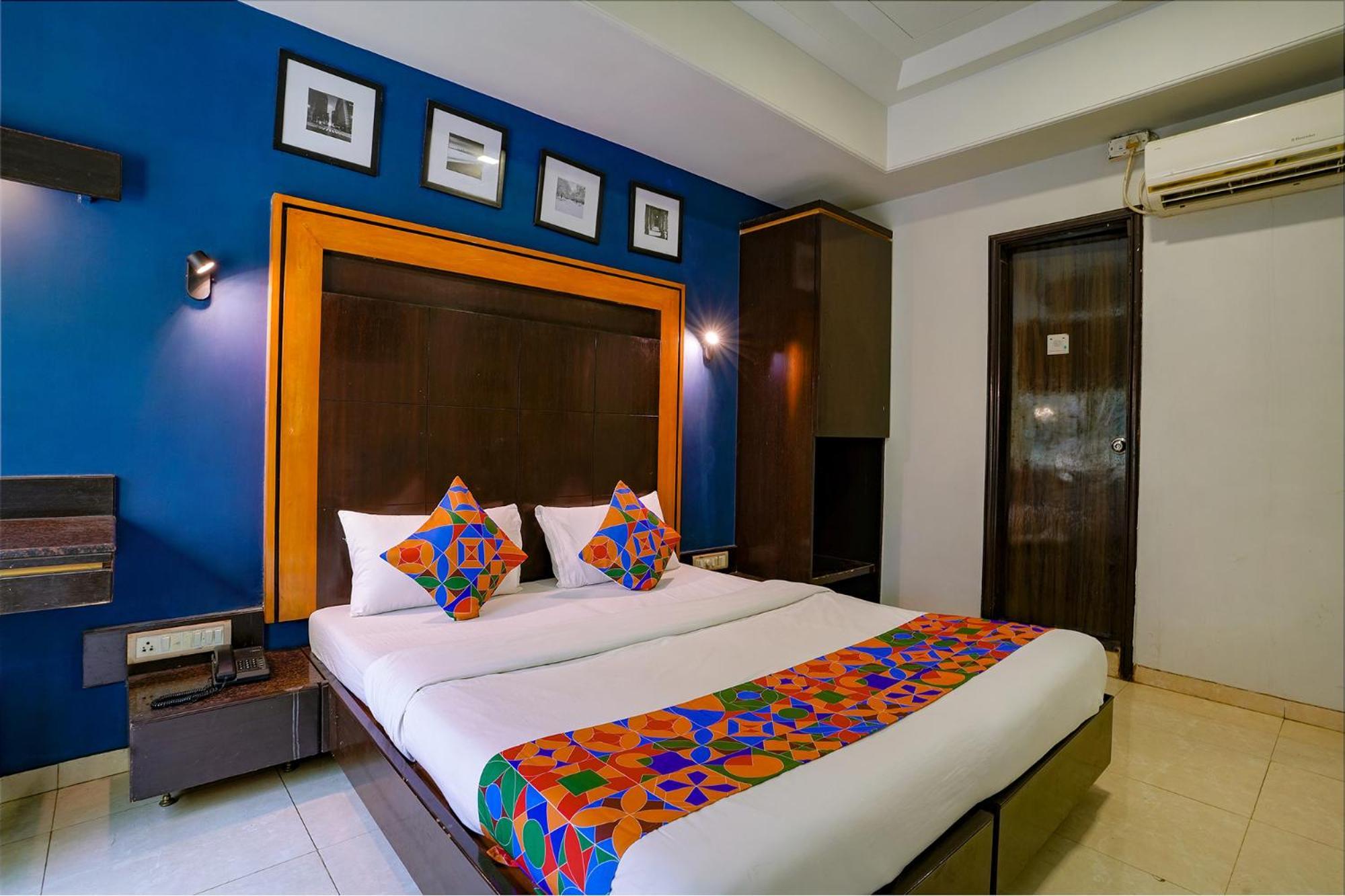 Fabexpress Manas Residency Hotel