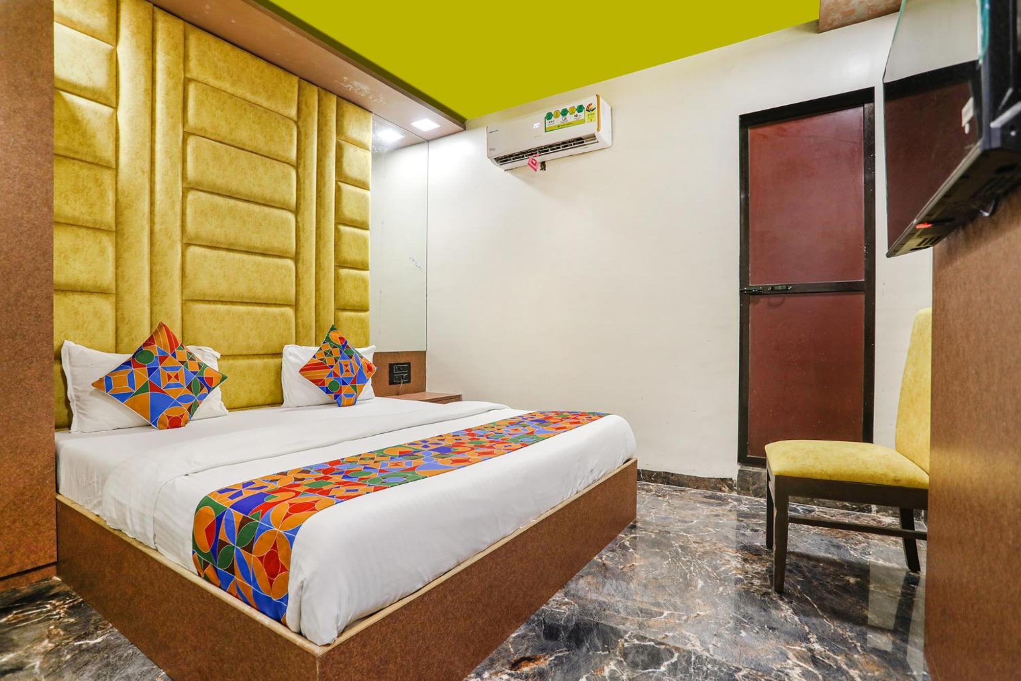 Fabexpress Versova Residency - Nr Kokilaben Hospital Hotel Mumbai
