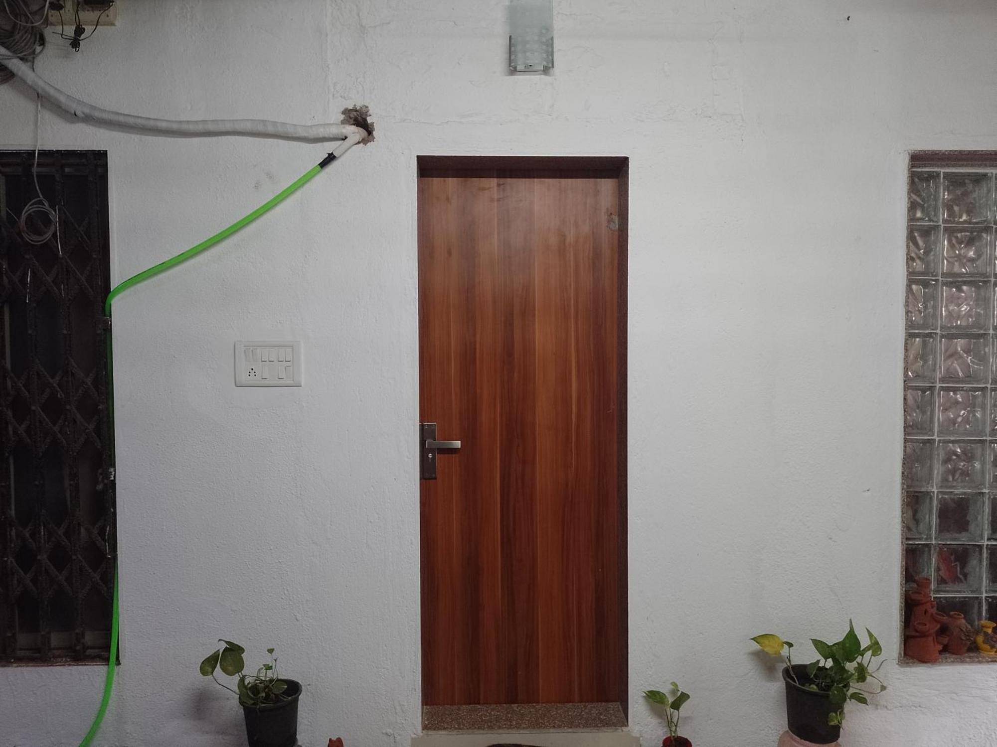 Homestay Ebony - Comfortable Mumbai