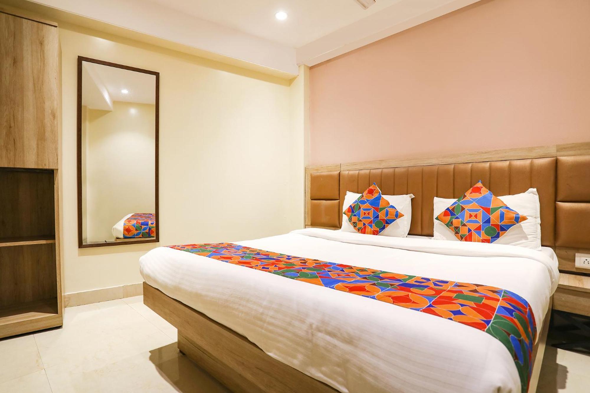 Fabexpress Divine Hospitality Hotel