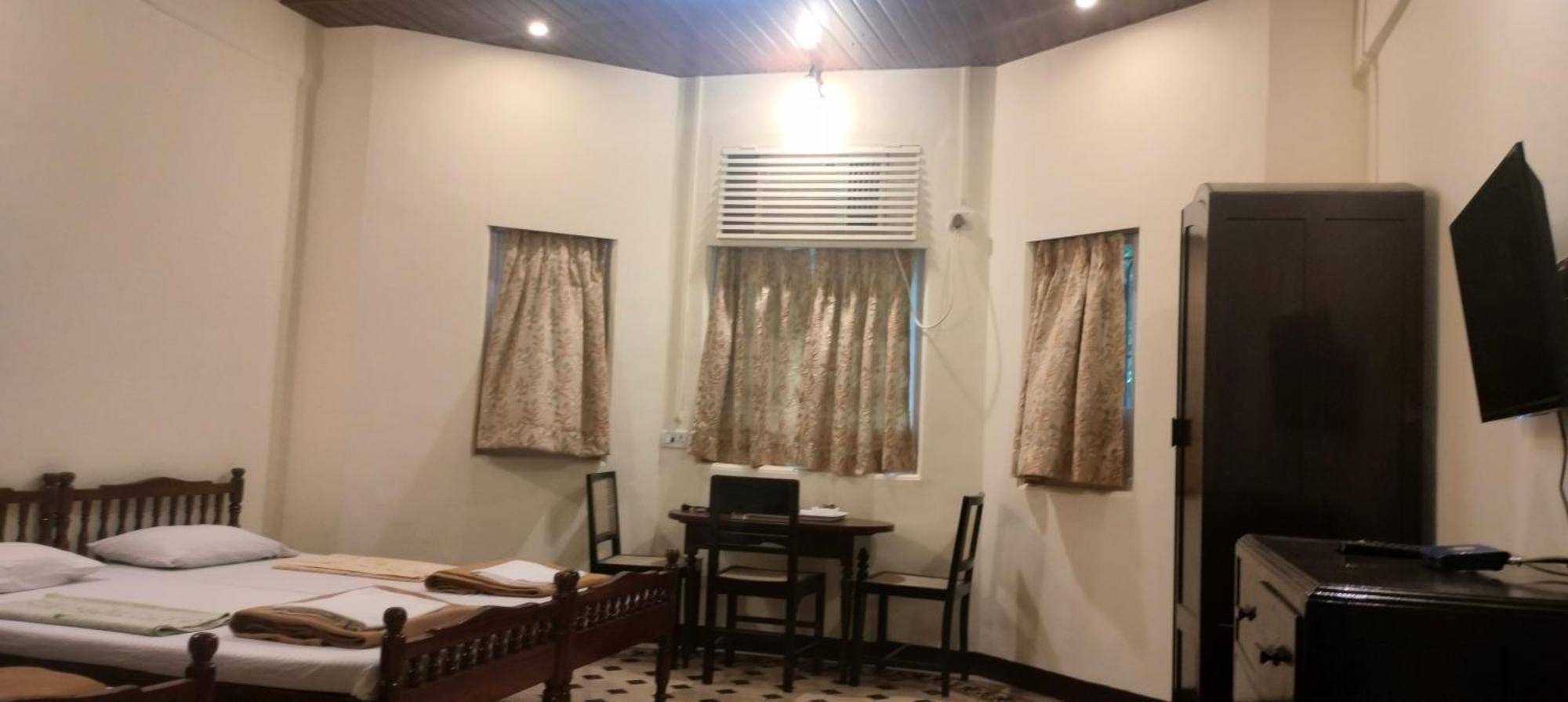 Bed & Breakfast Bentleys Hotel 3*