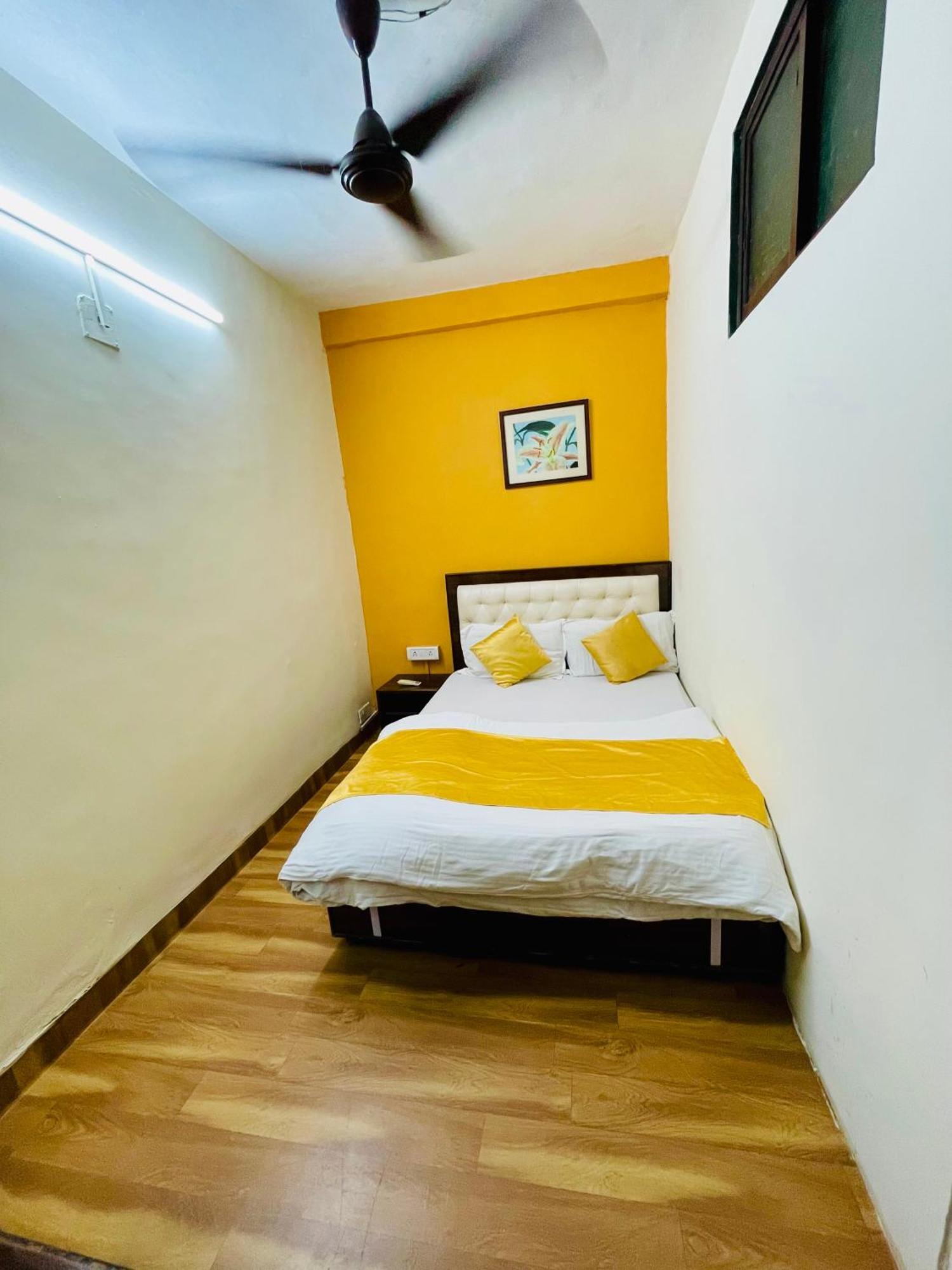 Urban And Suites, Service In Goregaon *