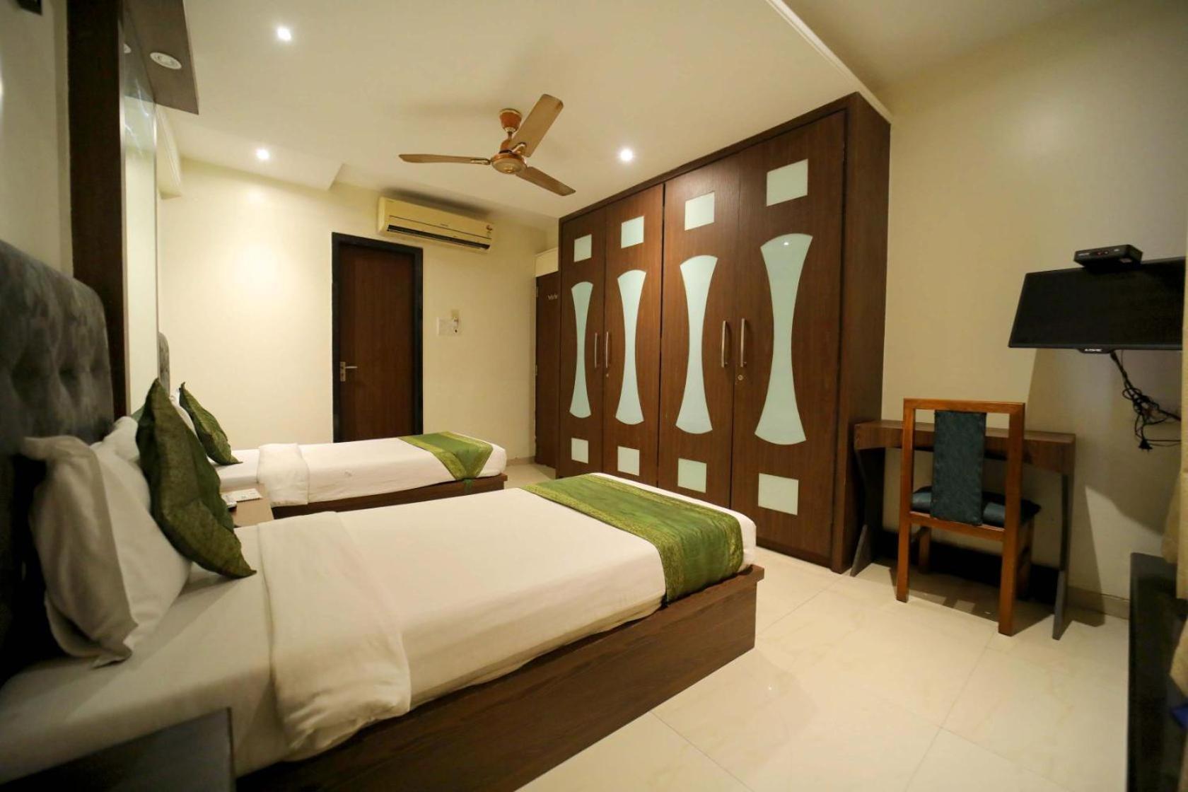 Panchvati Residency Andheri West 2*